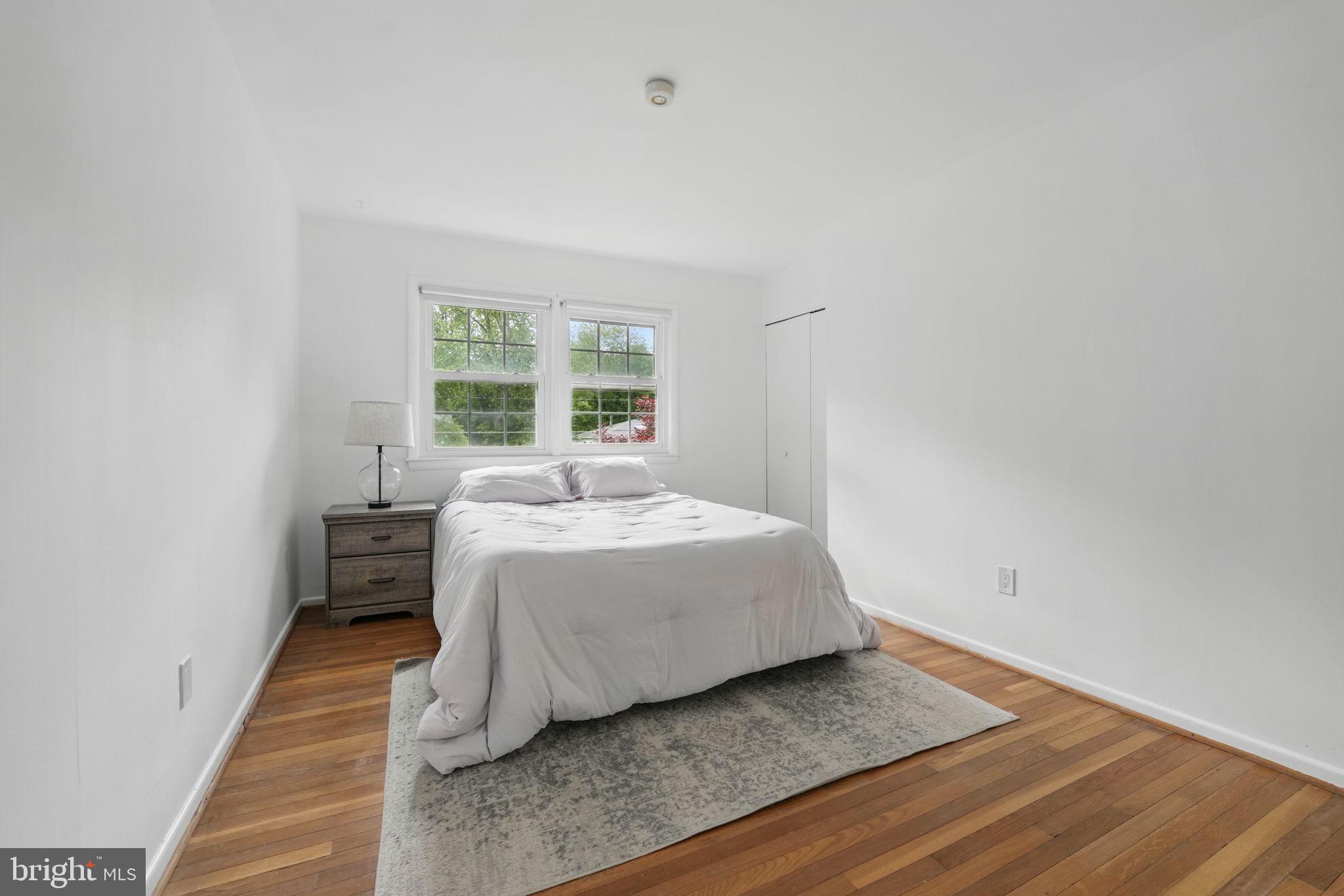 STONEWALL MANOR - Residential