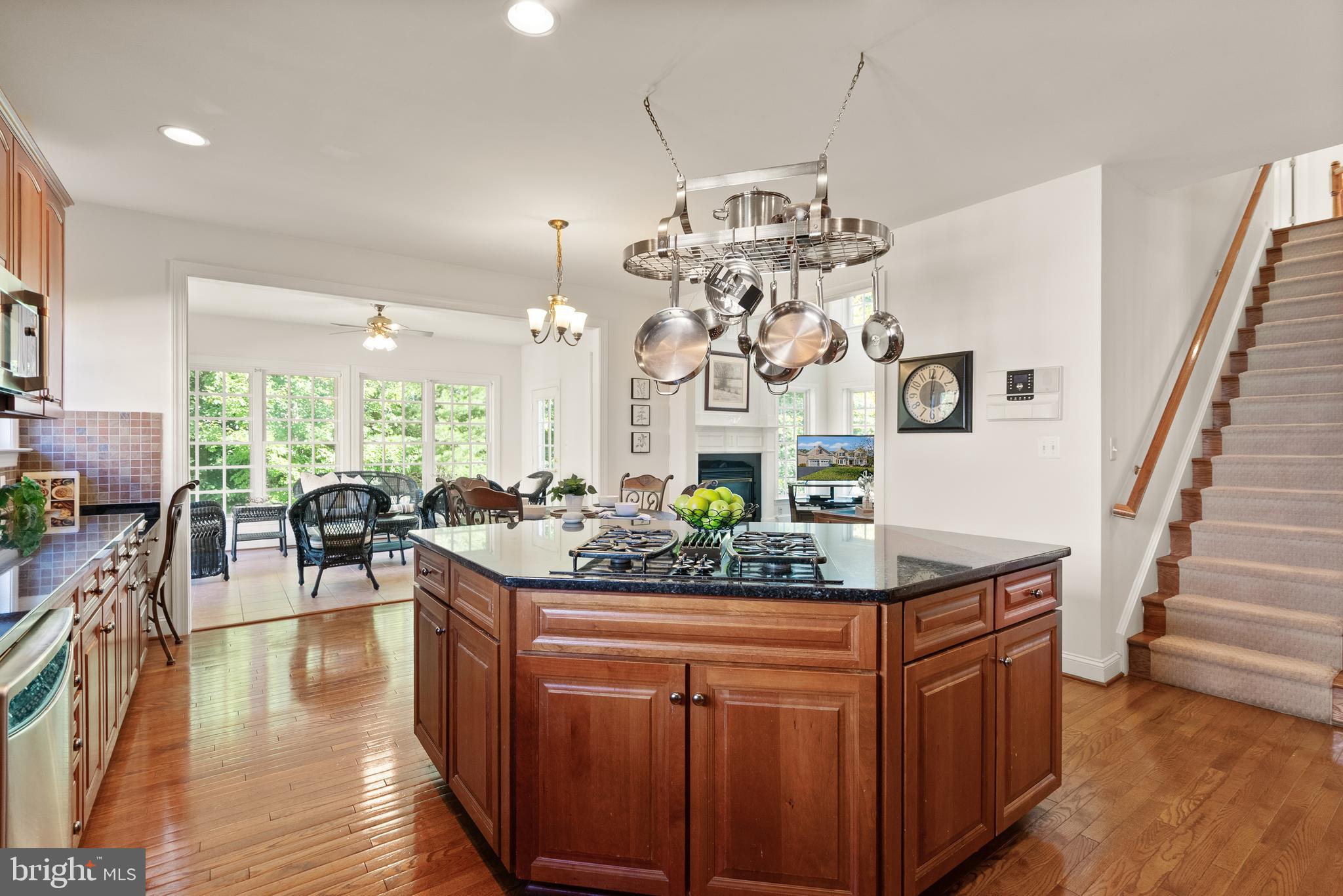 WHITE OAKS ESTATES - Residential