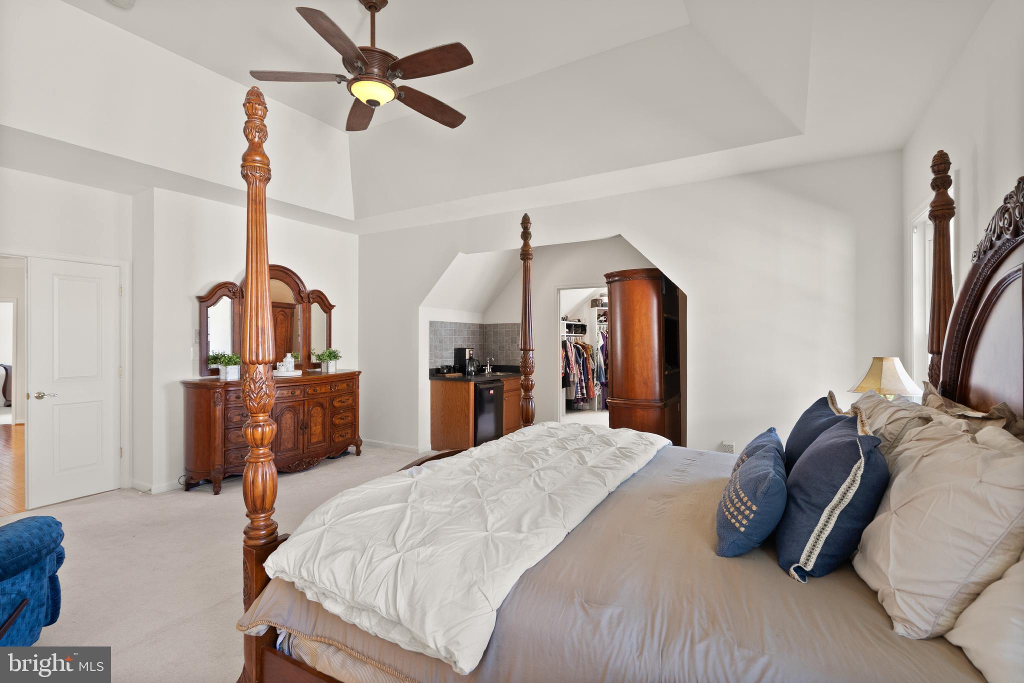 WHITE OAKS ESTATES - Residential