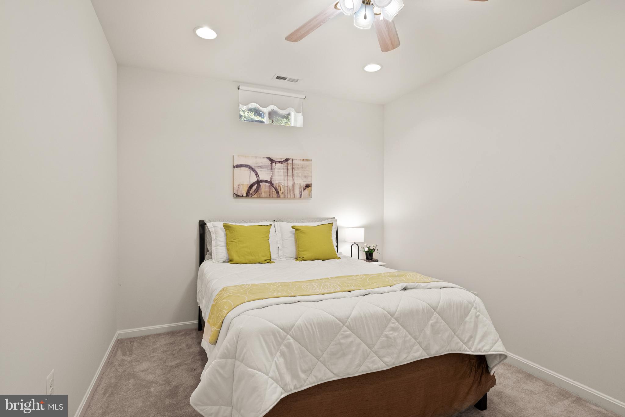 WHITE OAKS ESTATES - Residential