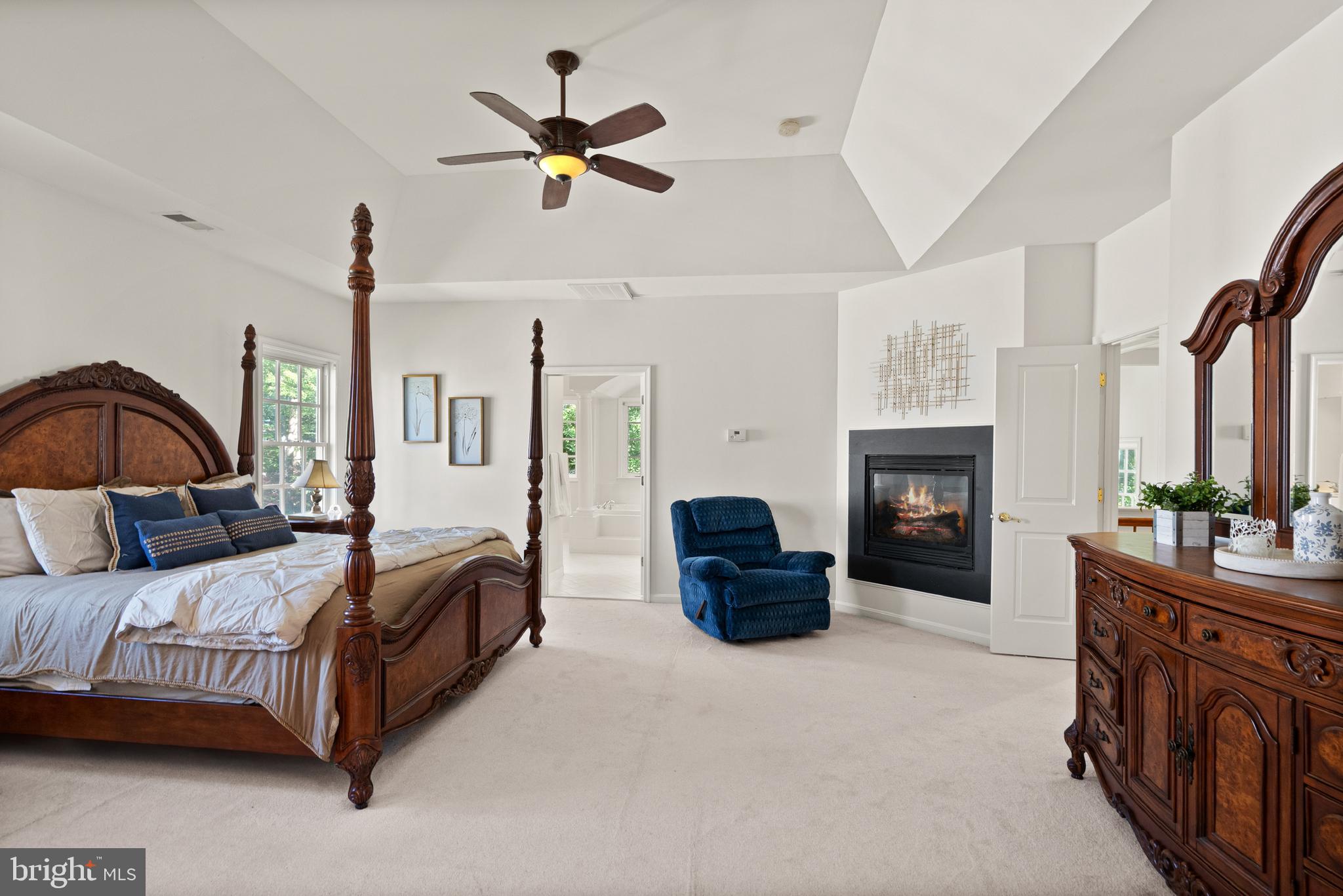 WHITE OAKS ESTATES - Residential