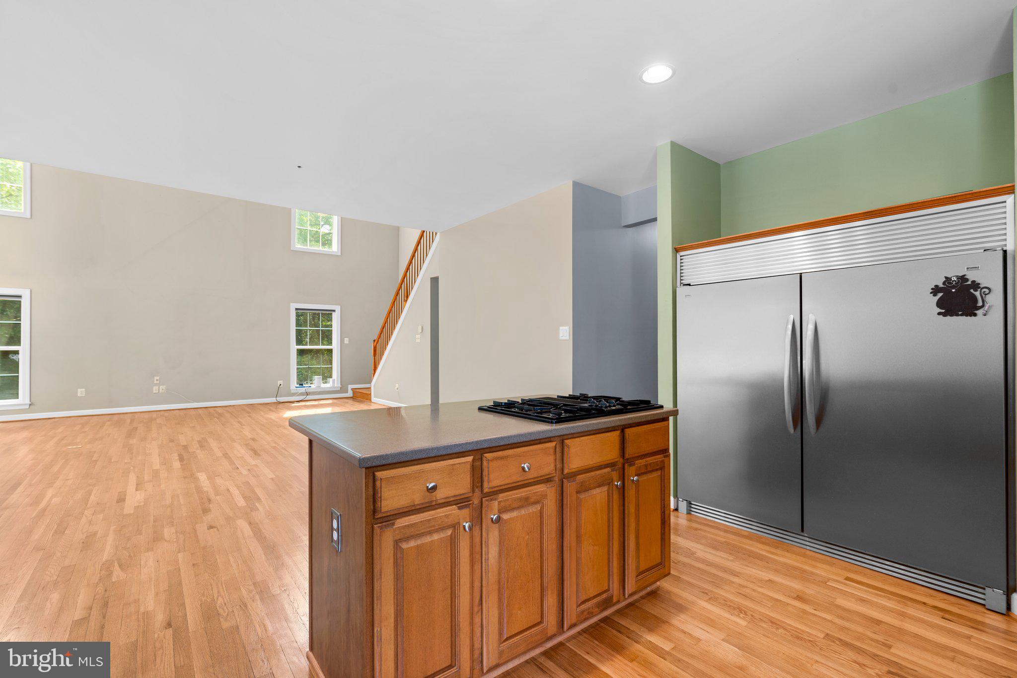 COLONIAL PARK - Residential