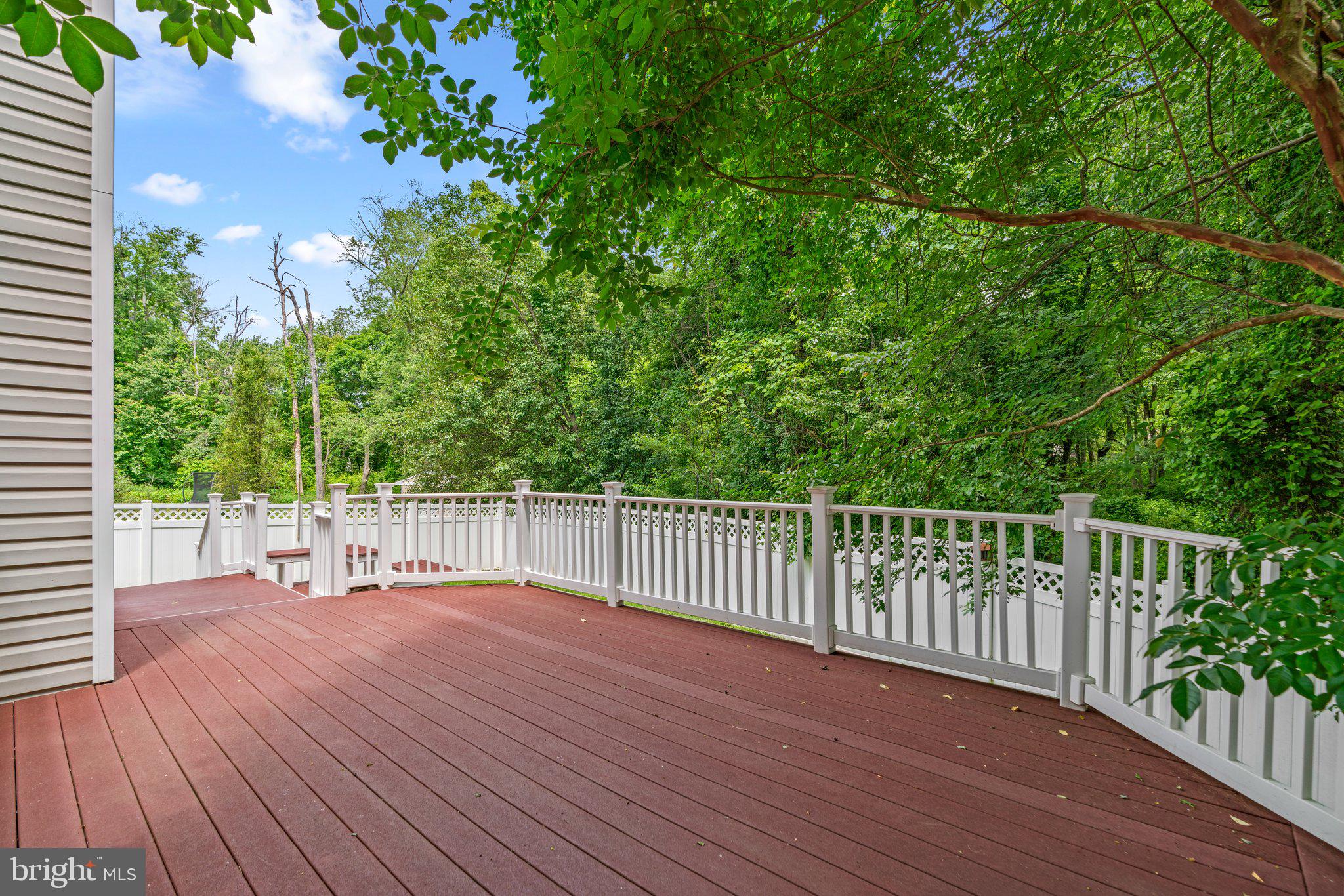 COLONIAL PARK - Residential