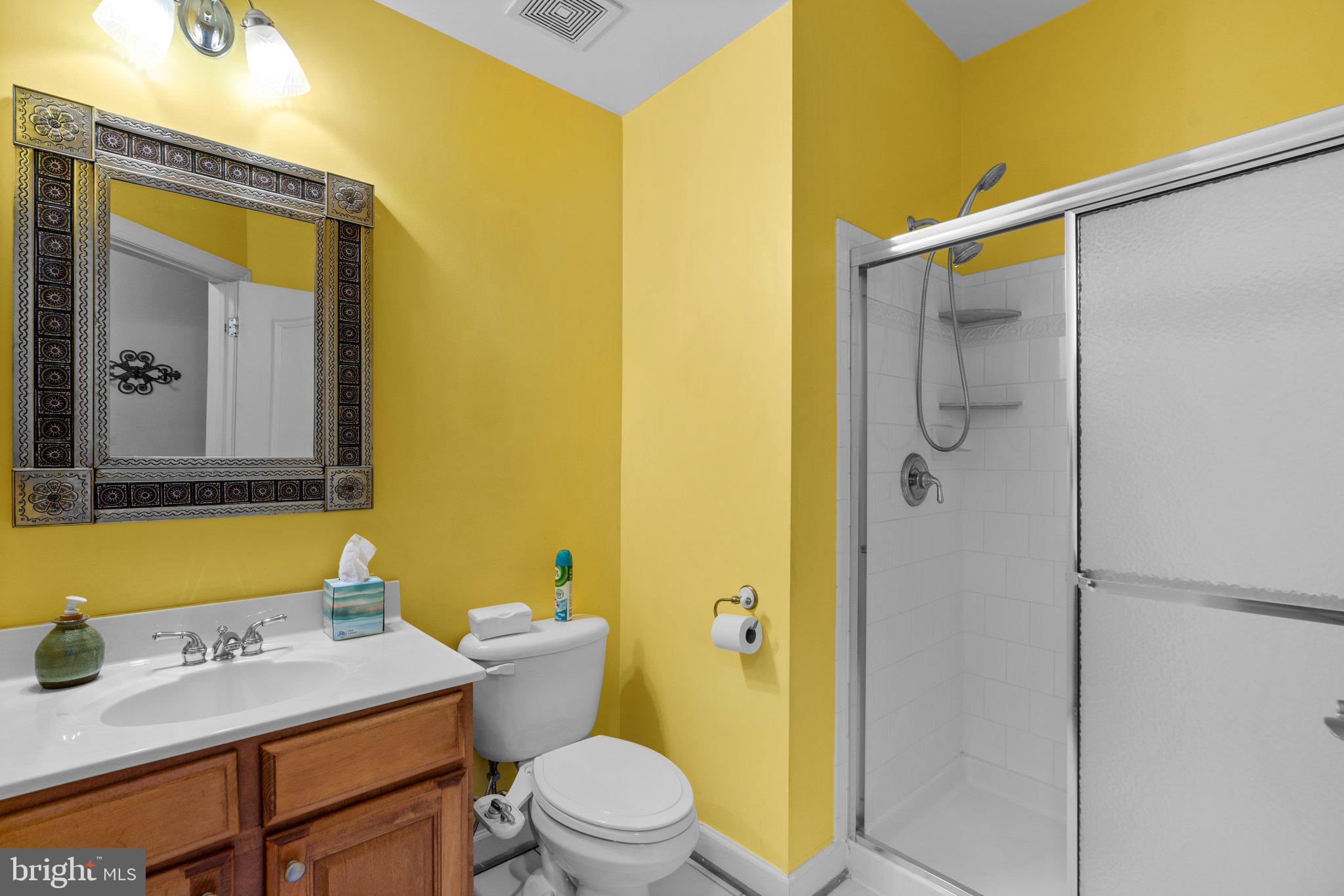 COLONIAL PARK - Residential