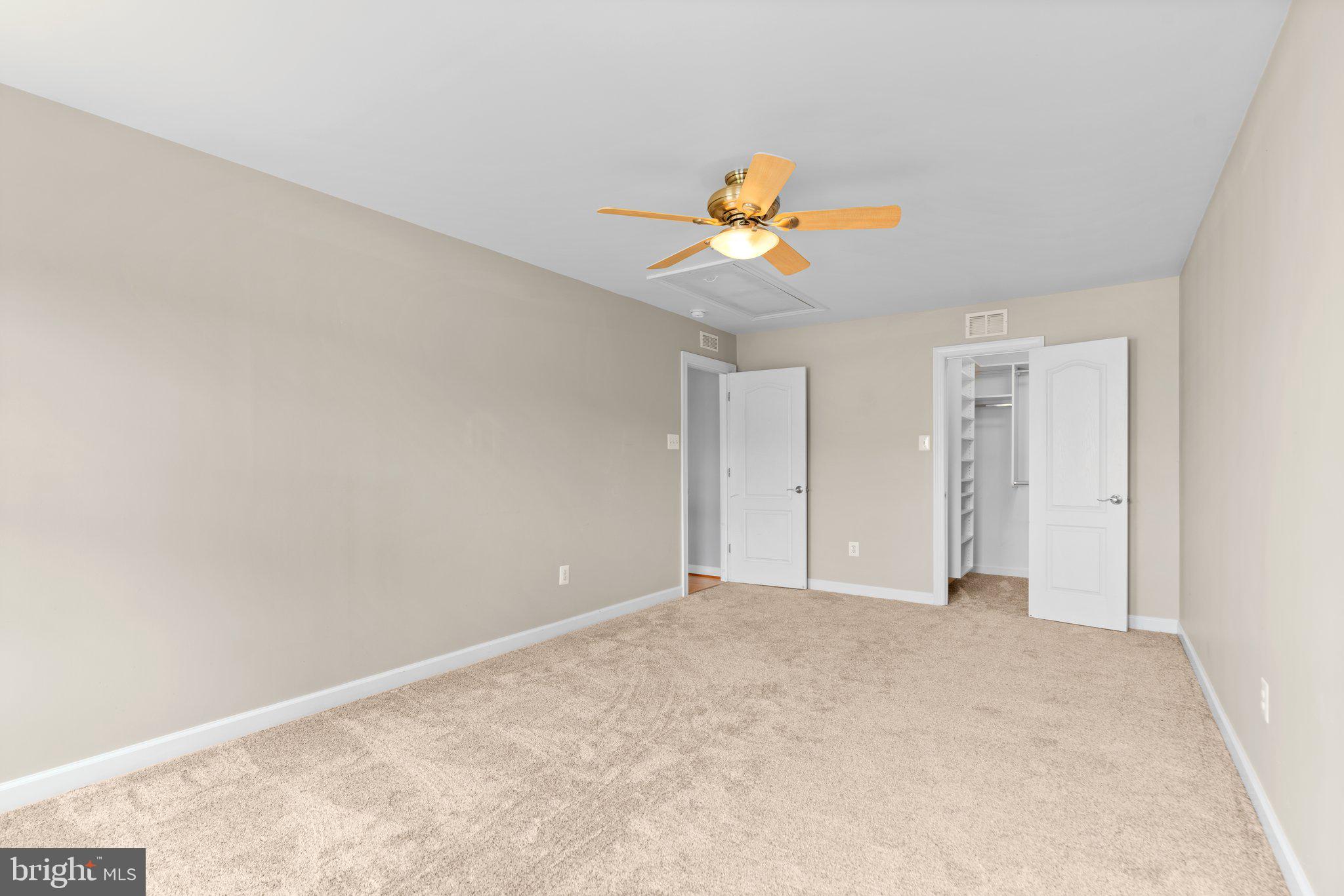 COLONIAL PARK - Residential