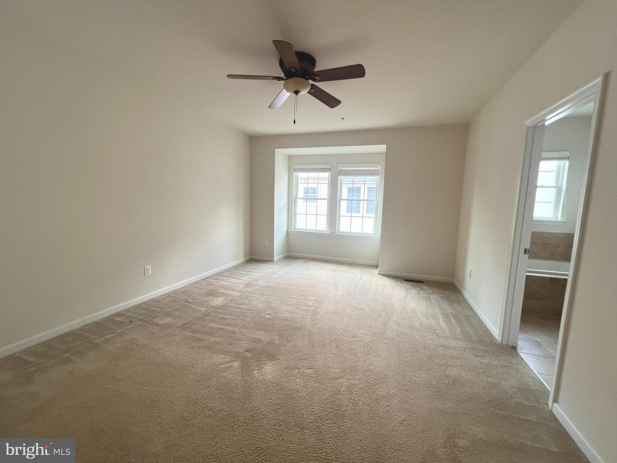 CRESCENT PLACE - Residential Lease