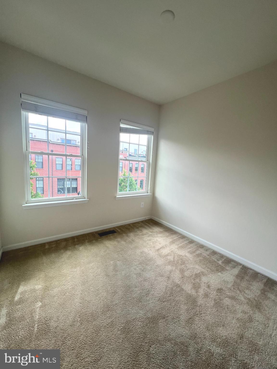 CRESCENT PLACE - Residential Lease