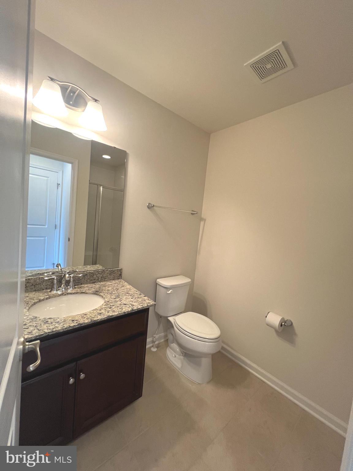 CRESCENT PLACE - Residential Lease