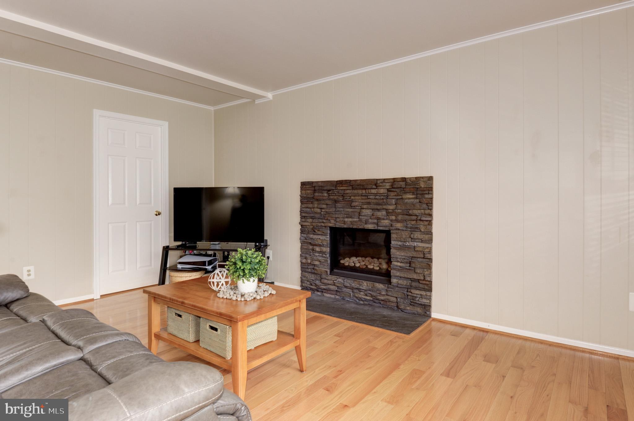 HUNTERS CREEK - Residential