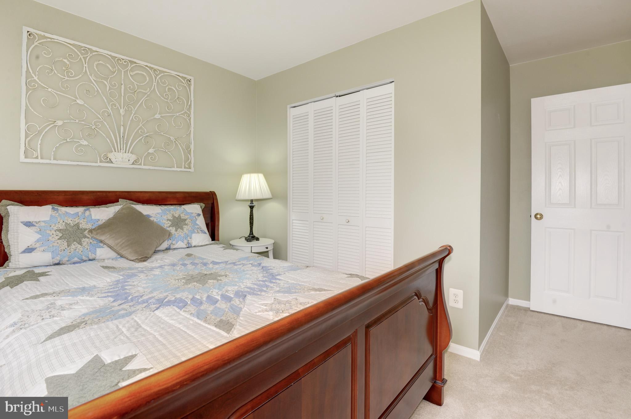 HUNTERS CREEK - Residential