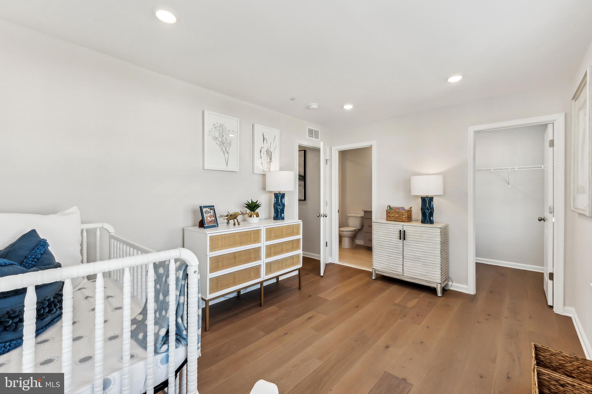 SCOTLAND HEIGHTS - Residential