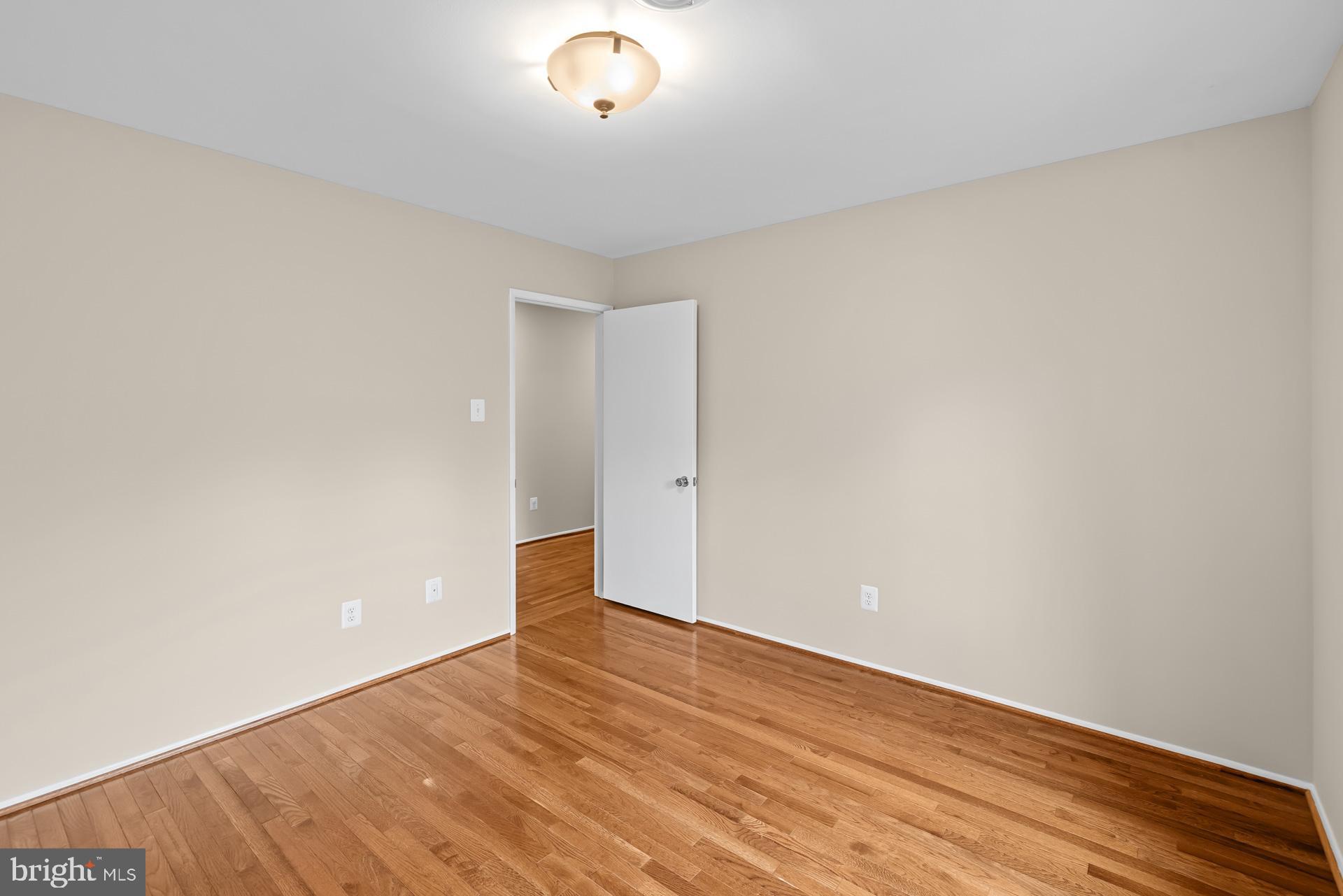 COURTS OF WYNGATE - Residential