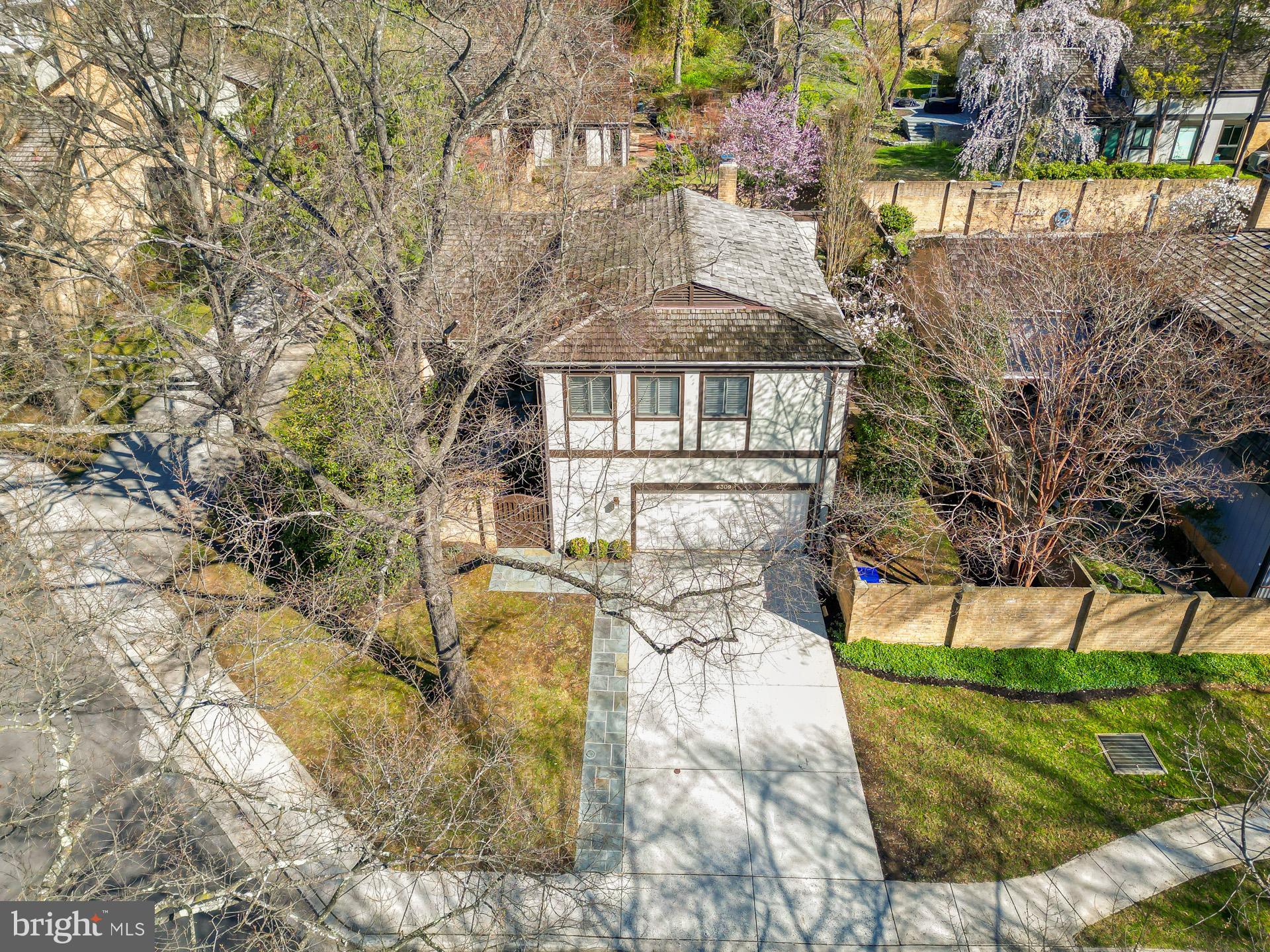 COURTS OF WYNGATE - Residential