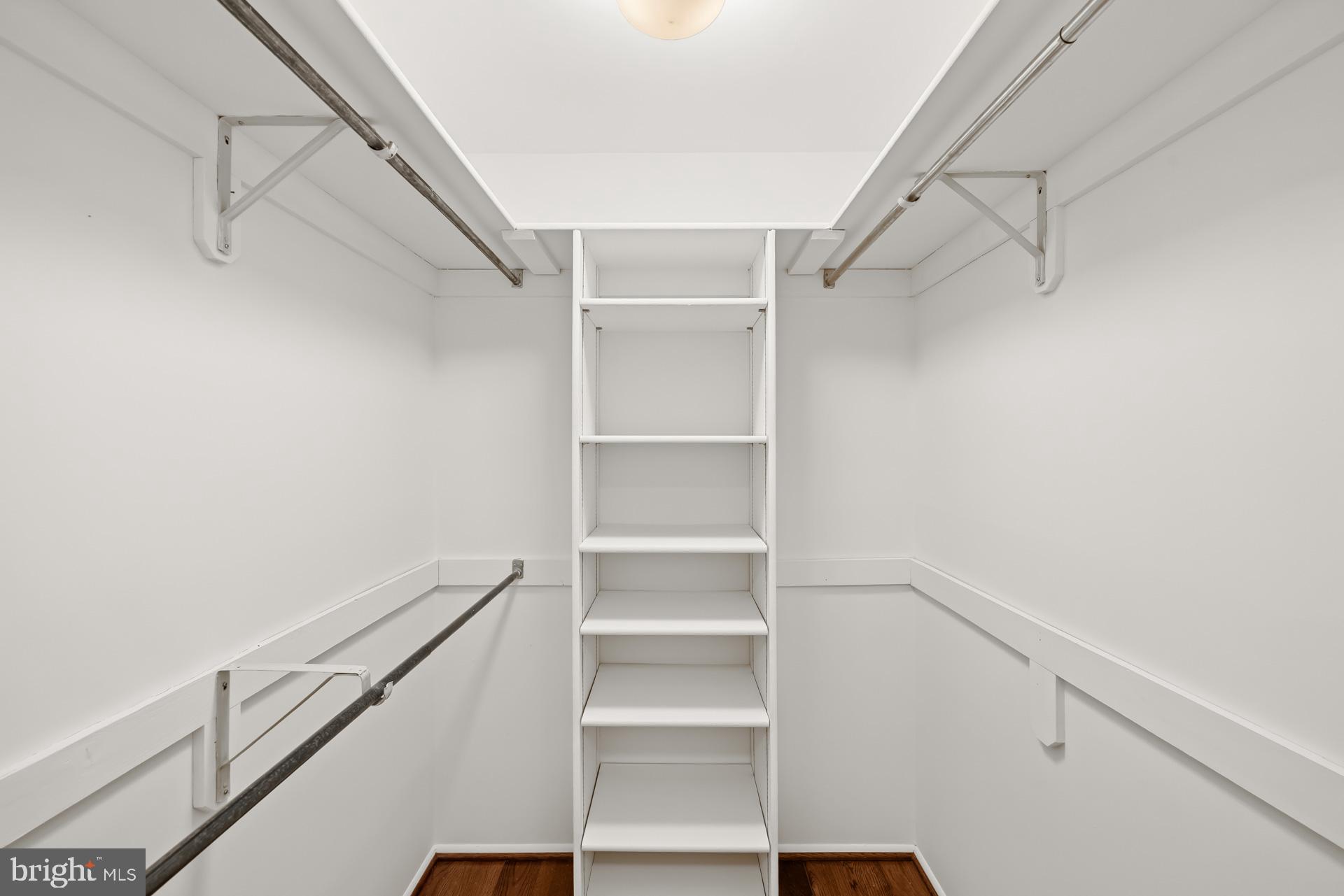 COURTS OF WYNGATE - Residential