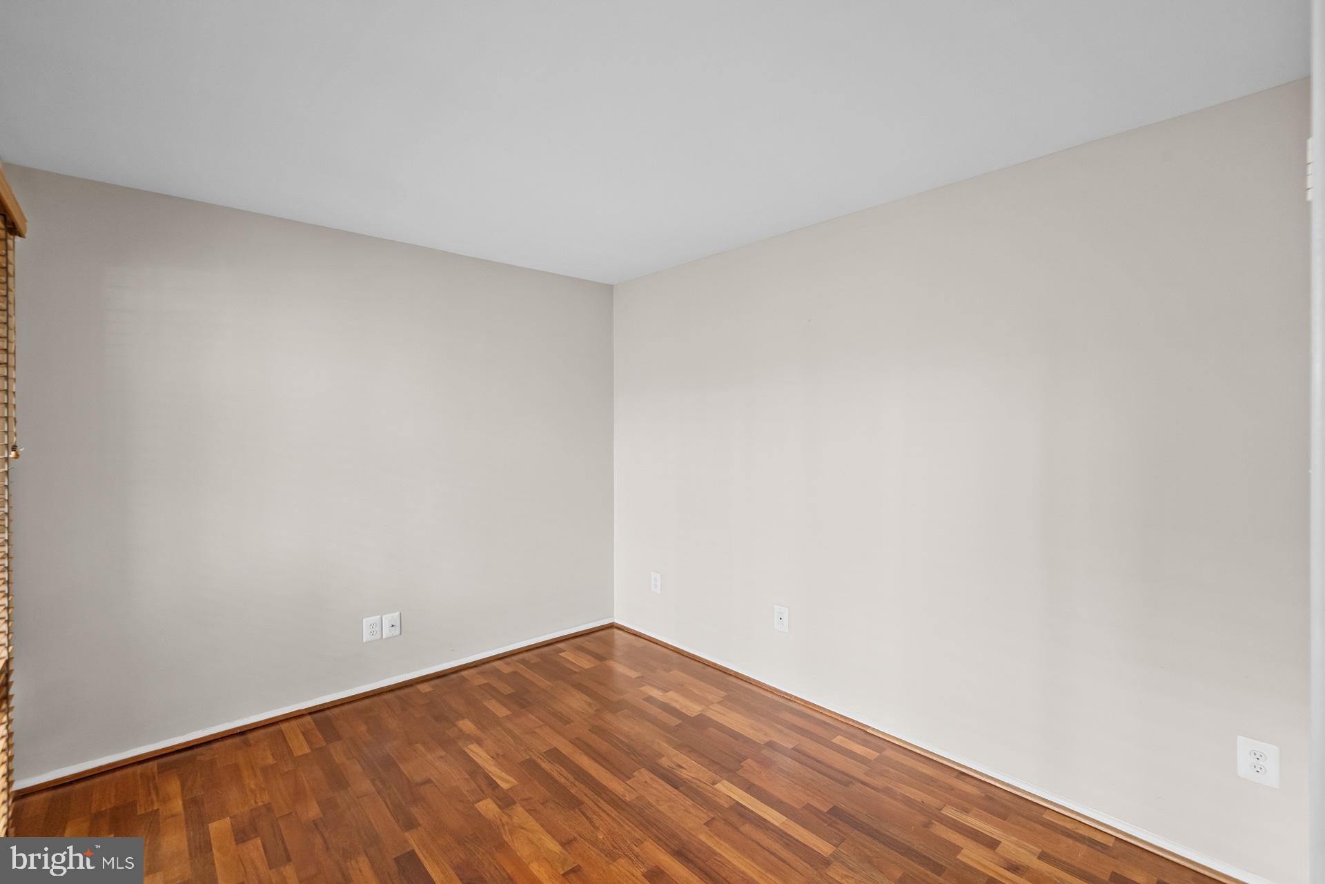 COURTS OF WYNGATE - Residential