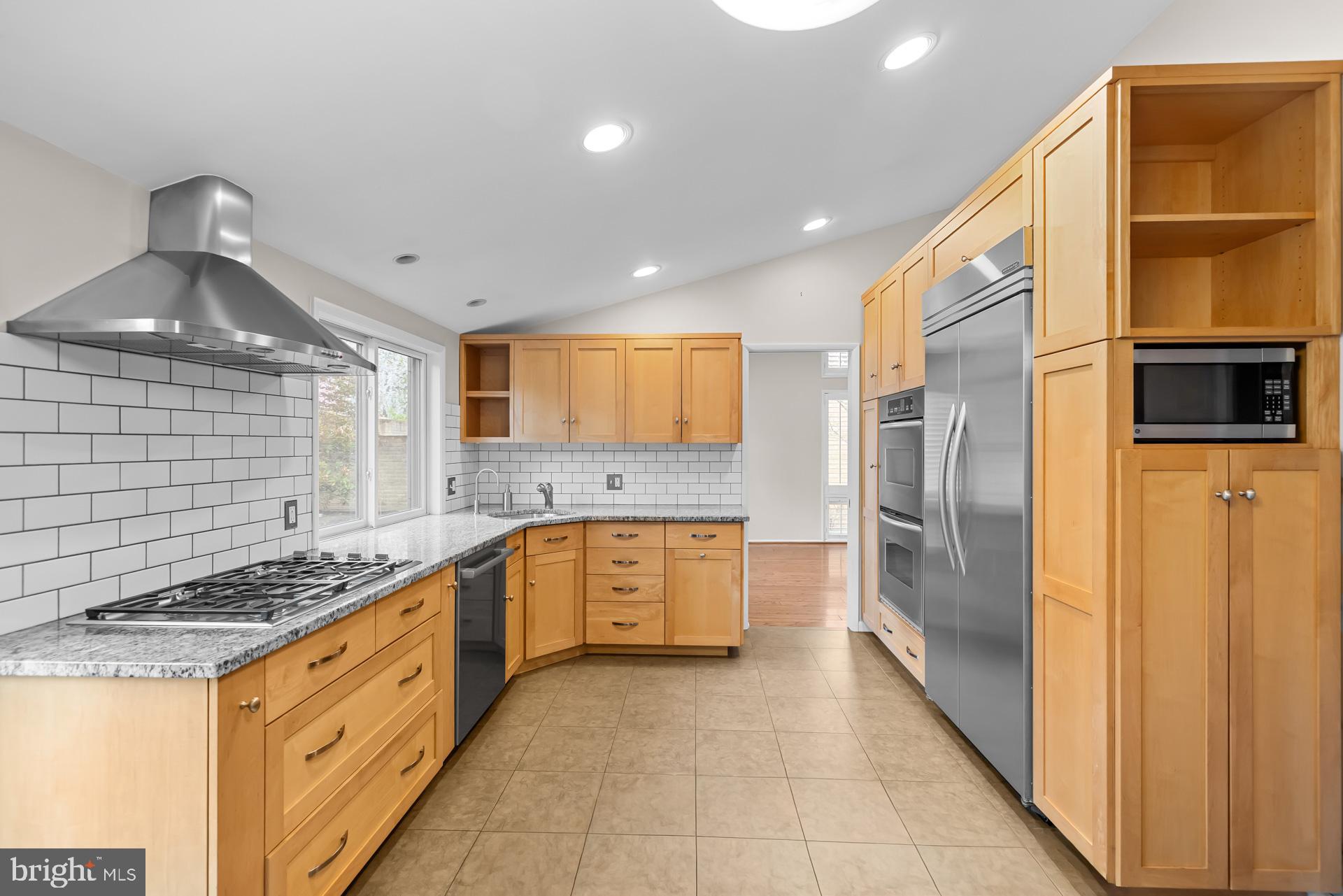 COURTS OF WYNGATE - Residential