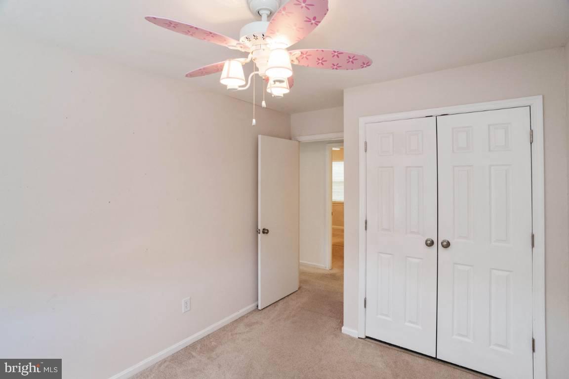 RYON WOODS - Residential