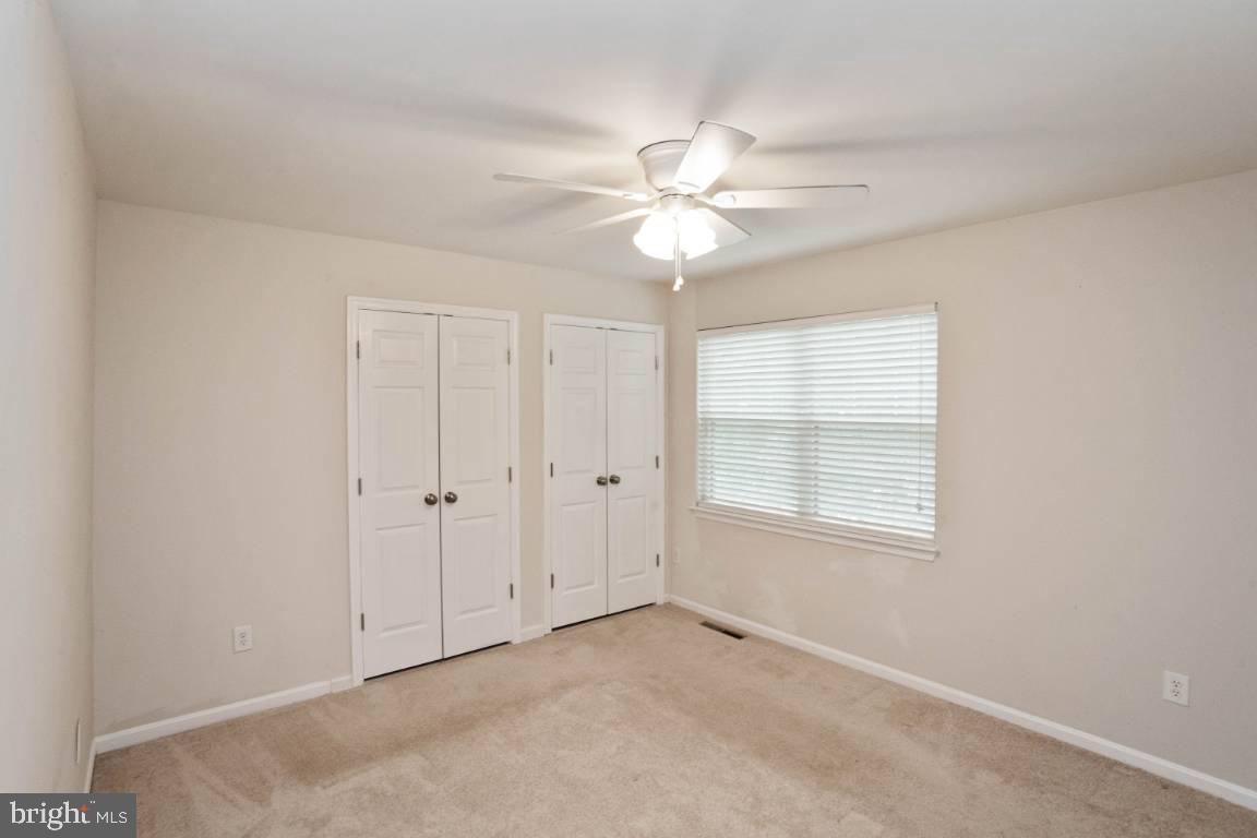 RYON WOODS - Residential