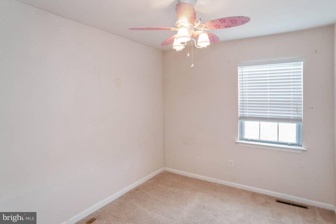 RYON WOODS - Residential