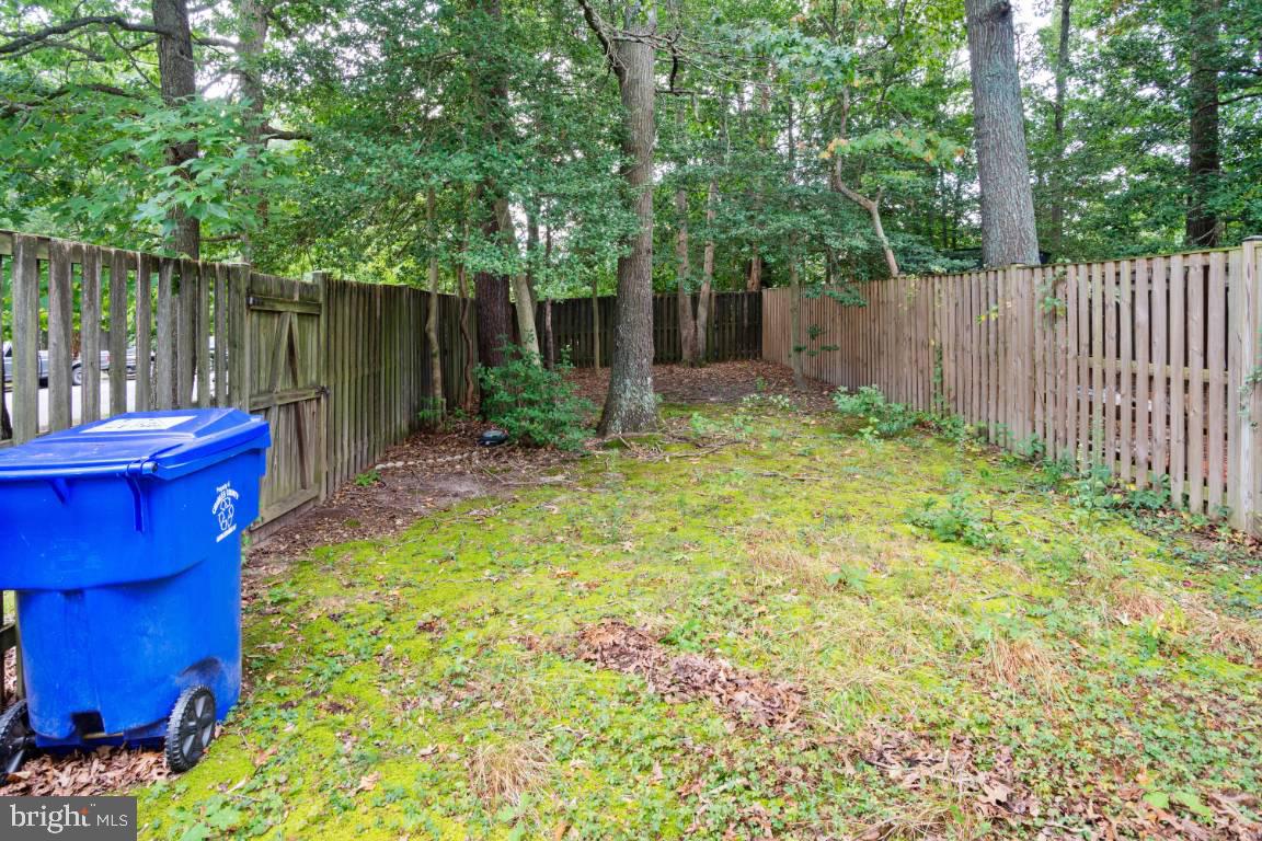 RYON WOODS - Residential