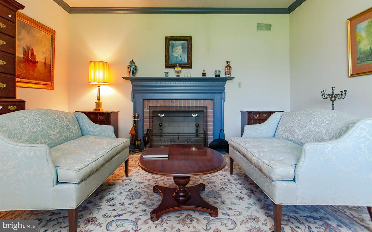 GLYNDON - Residential