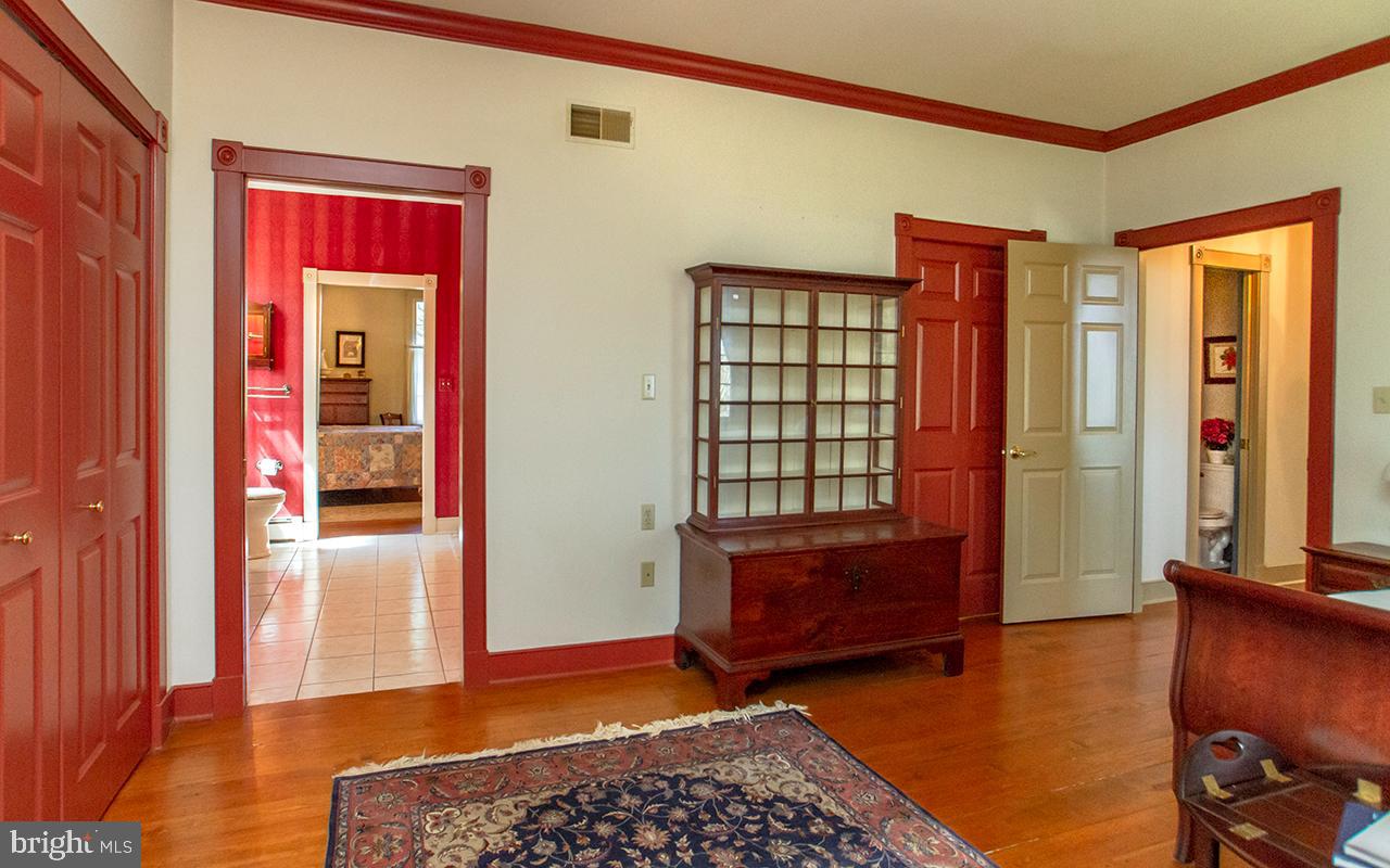 GLYNDON - Residential