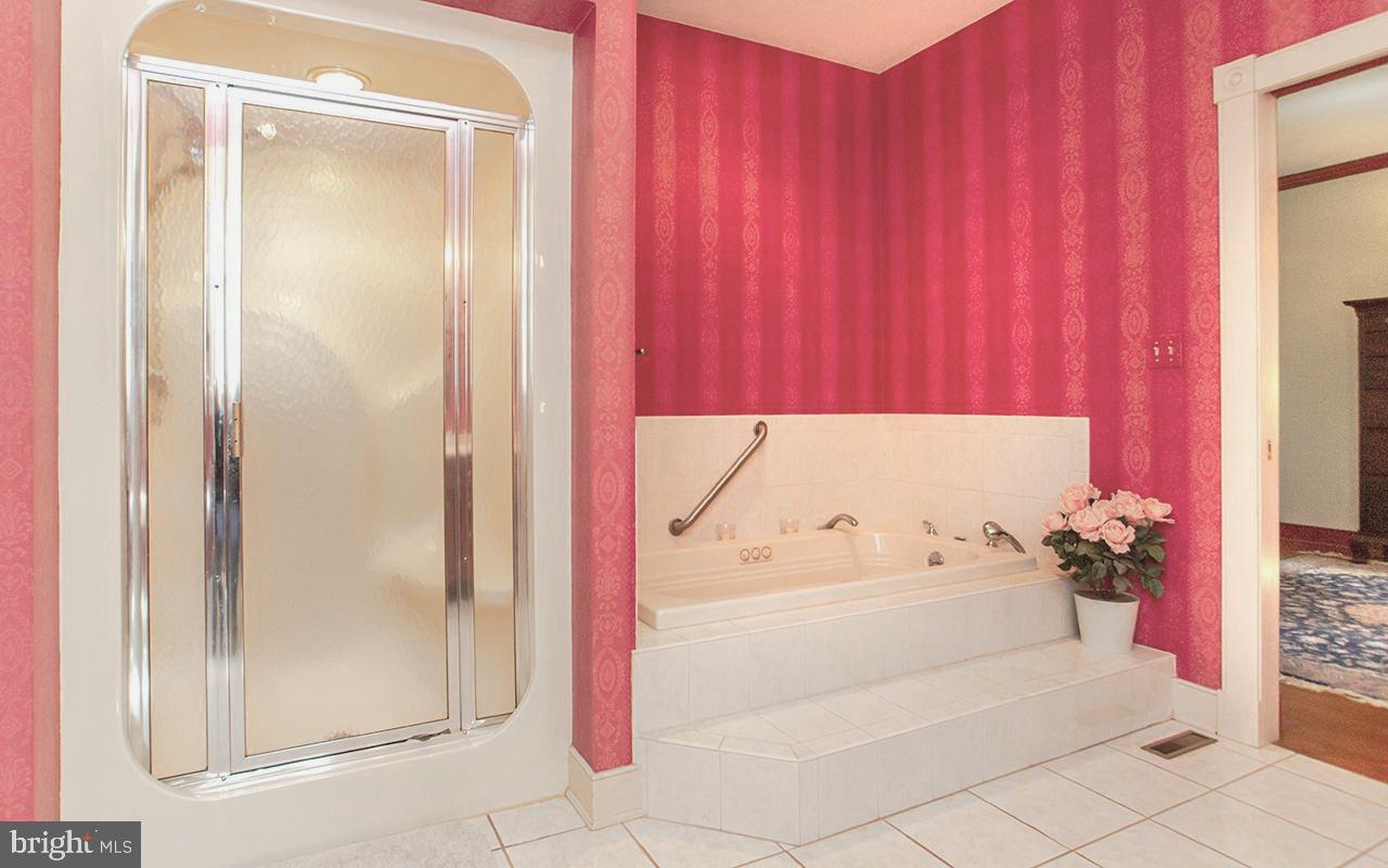 GLYNDON - Residential