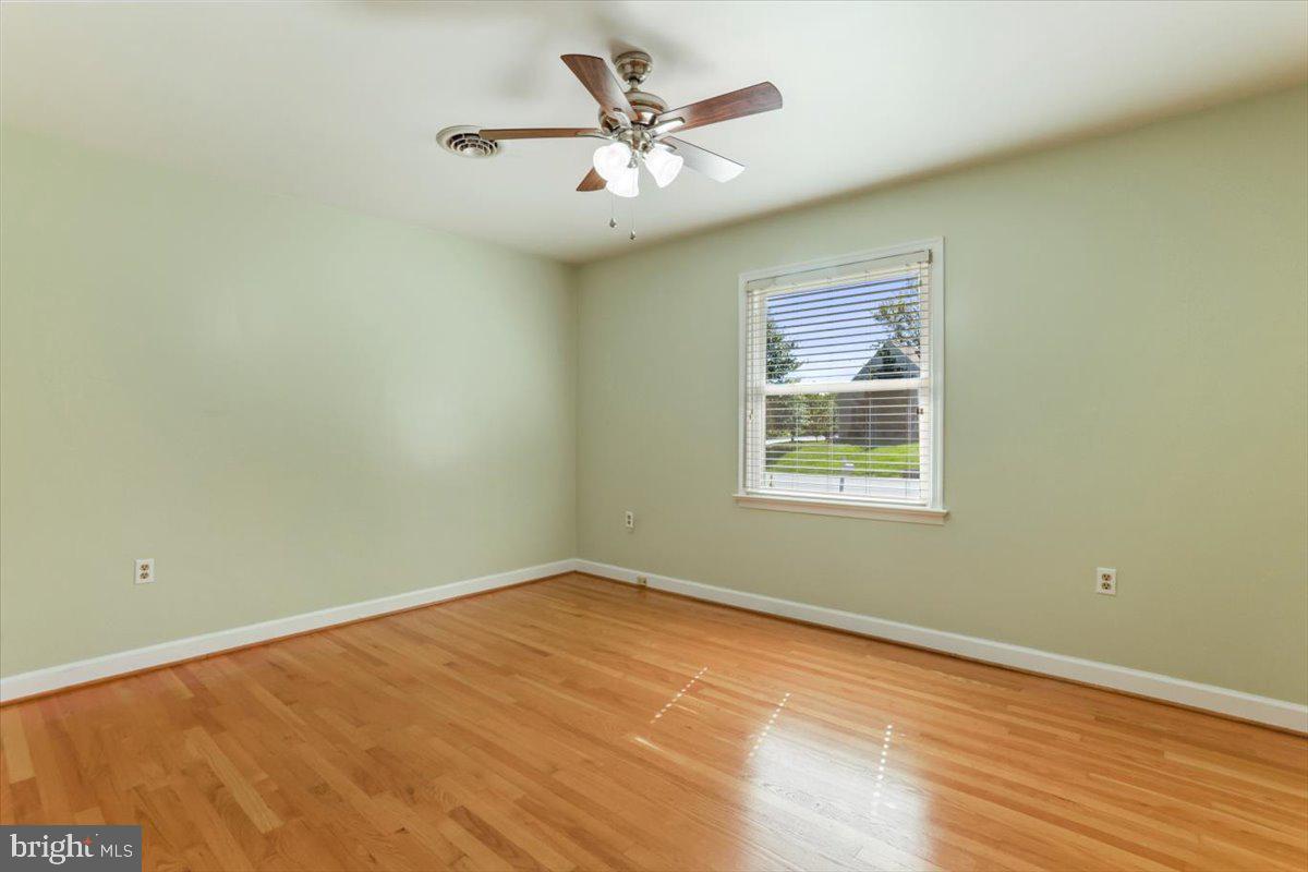 CLOVERTON - Residential