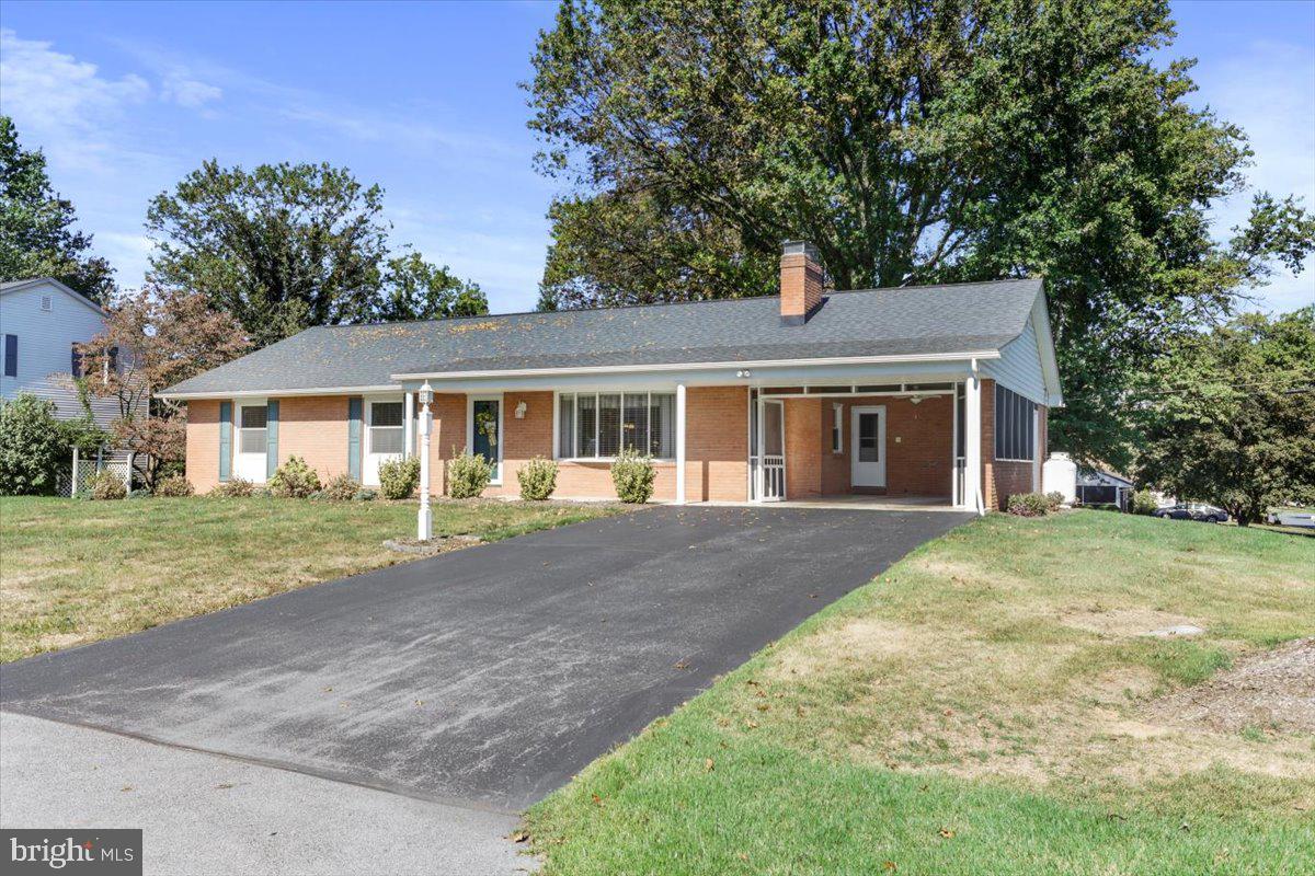 CLOVERTON - Residential