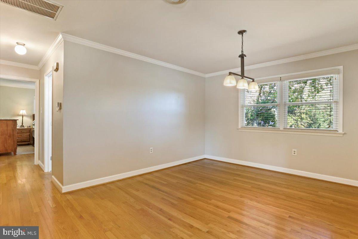 CLOVERTON - Residential