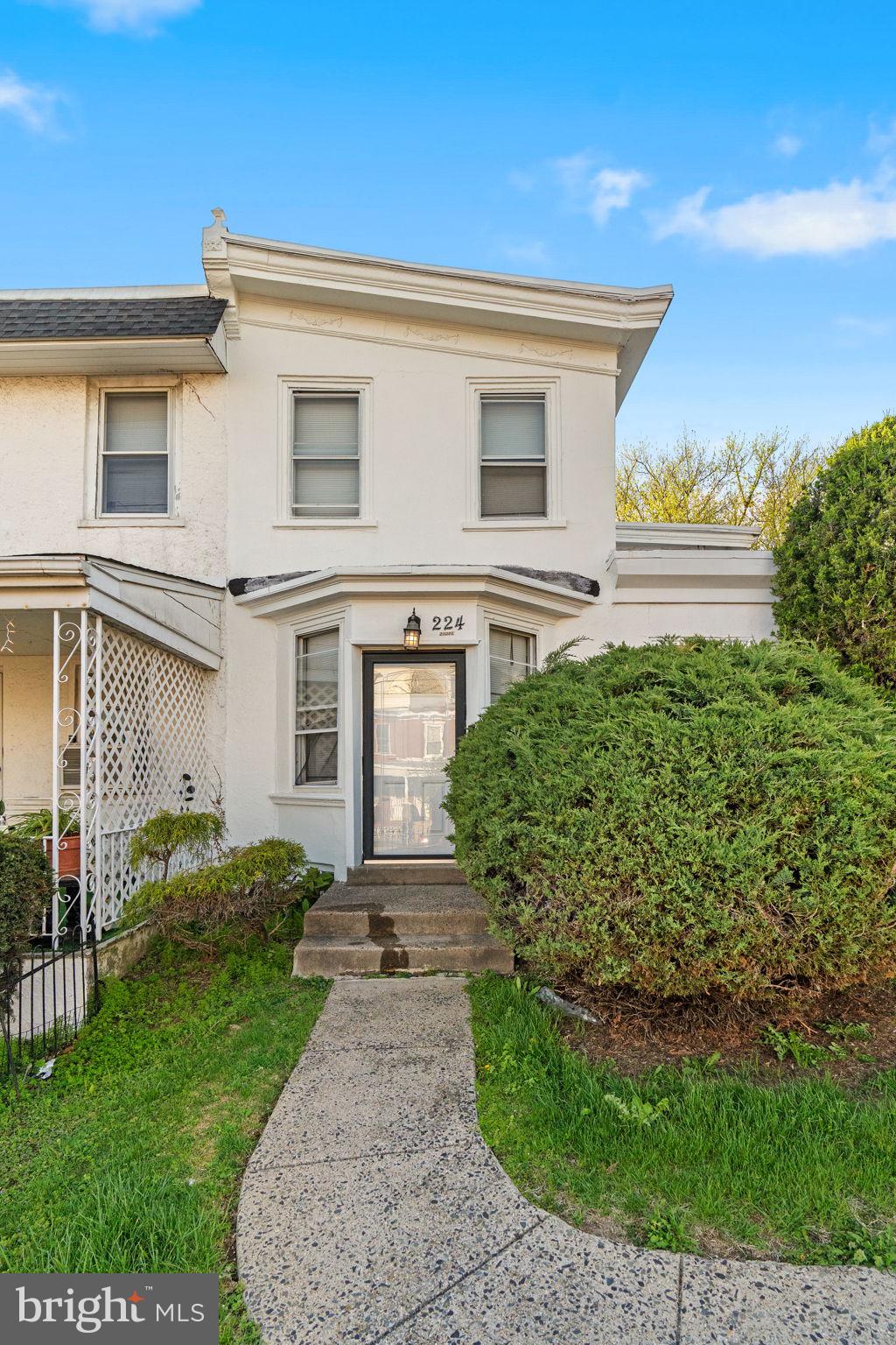 Calling all savvy owner occupants and or turnkey investors! A legally zoned duplex consisting of a 1 bedroom, 1 bathroom and a 2 bedroom and 1 bathroom unit is now available. Upon arrival, youll notice ample street parking and a fenced in yard on the exterior. From there, fully functional floor plans, updated kitchens, updated bathrooms, large bedrooms and separate utilities on the interior. And finally, it's conveniently located near an abundance of public and major transit including but not limited to buses, subways, 76, 95 and center city which will make the commute a breeze. Could it get any better though? It does! This property could also generate as much as $2,600 a month or more so schedule your appointment today before its too late! A UNIT CAN BE DELIEVERED VACANT AT THE RIGHT PRICE!