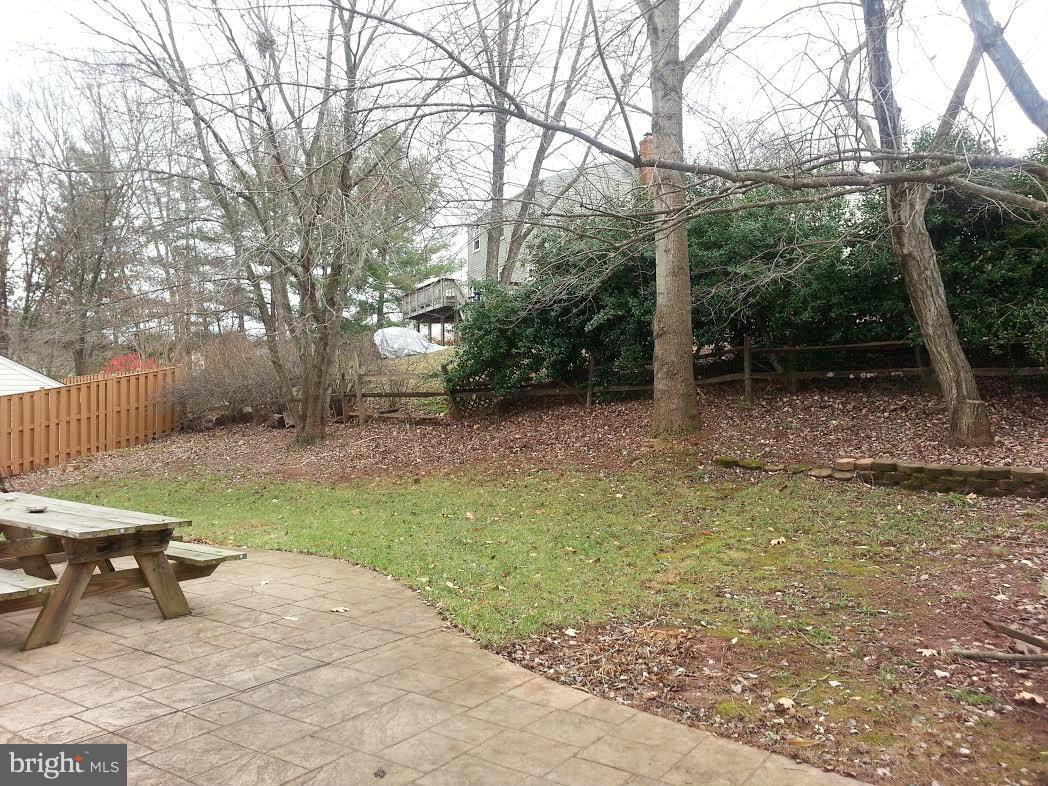 CRESTBROOK - Residential