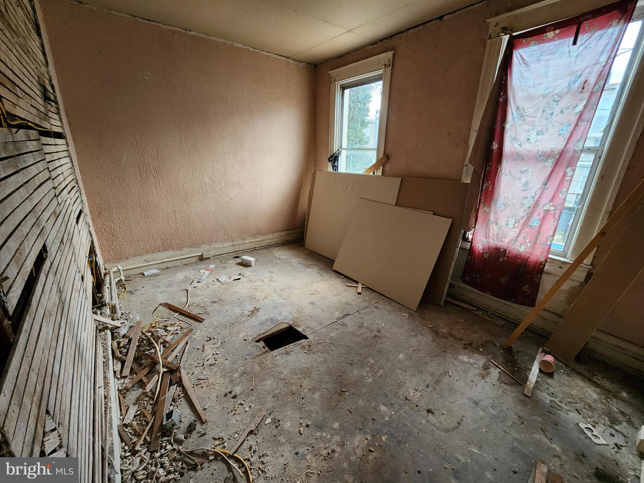 SHIPLEY HILL - Residential