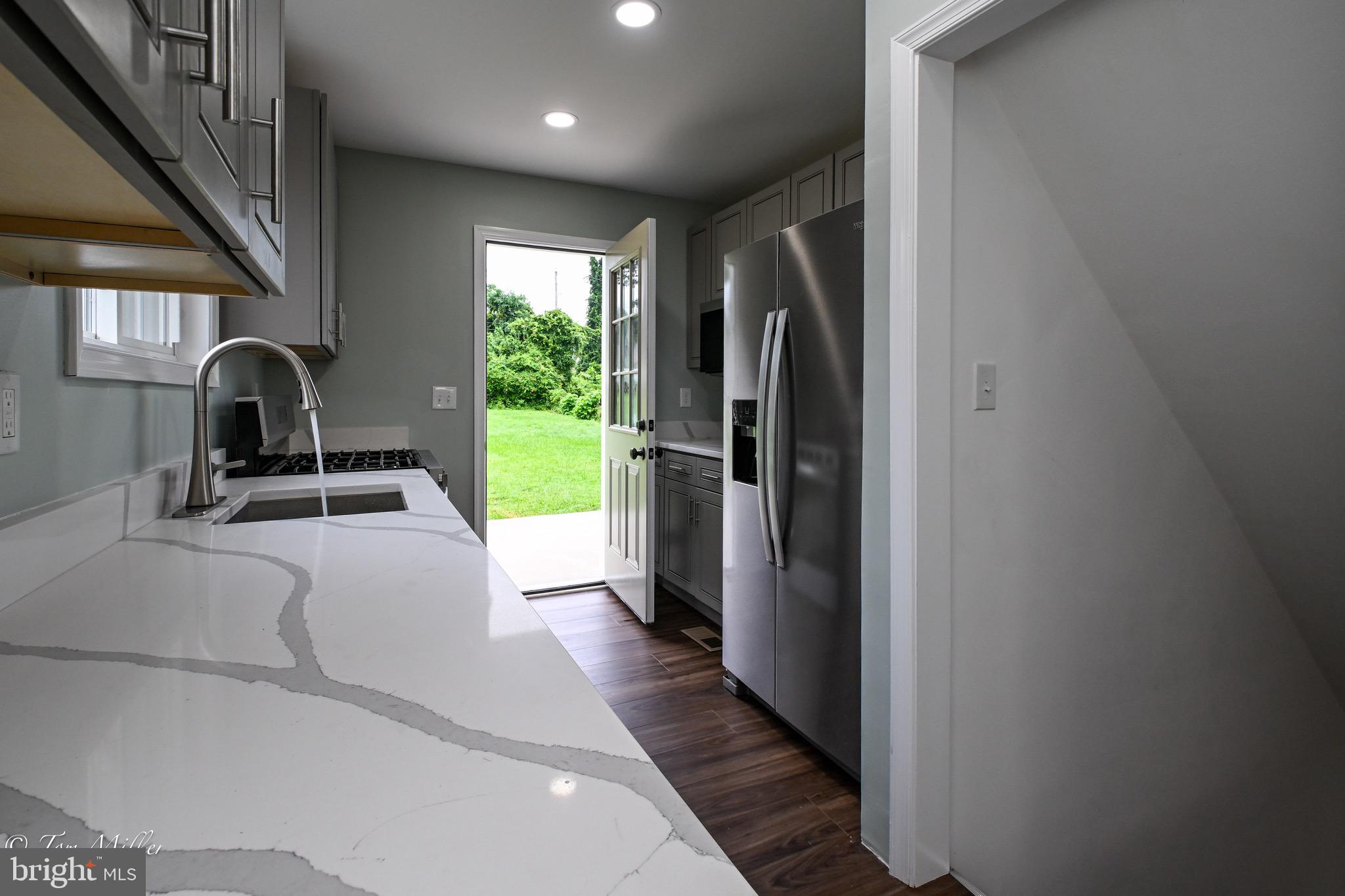 KENILWORTH PARK - Residential