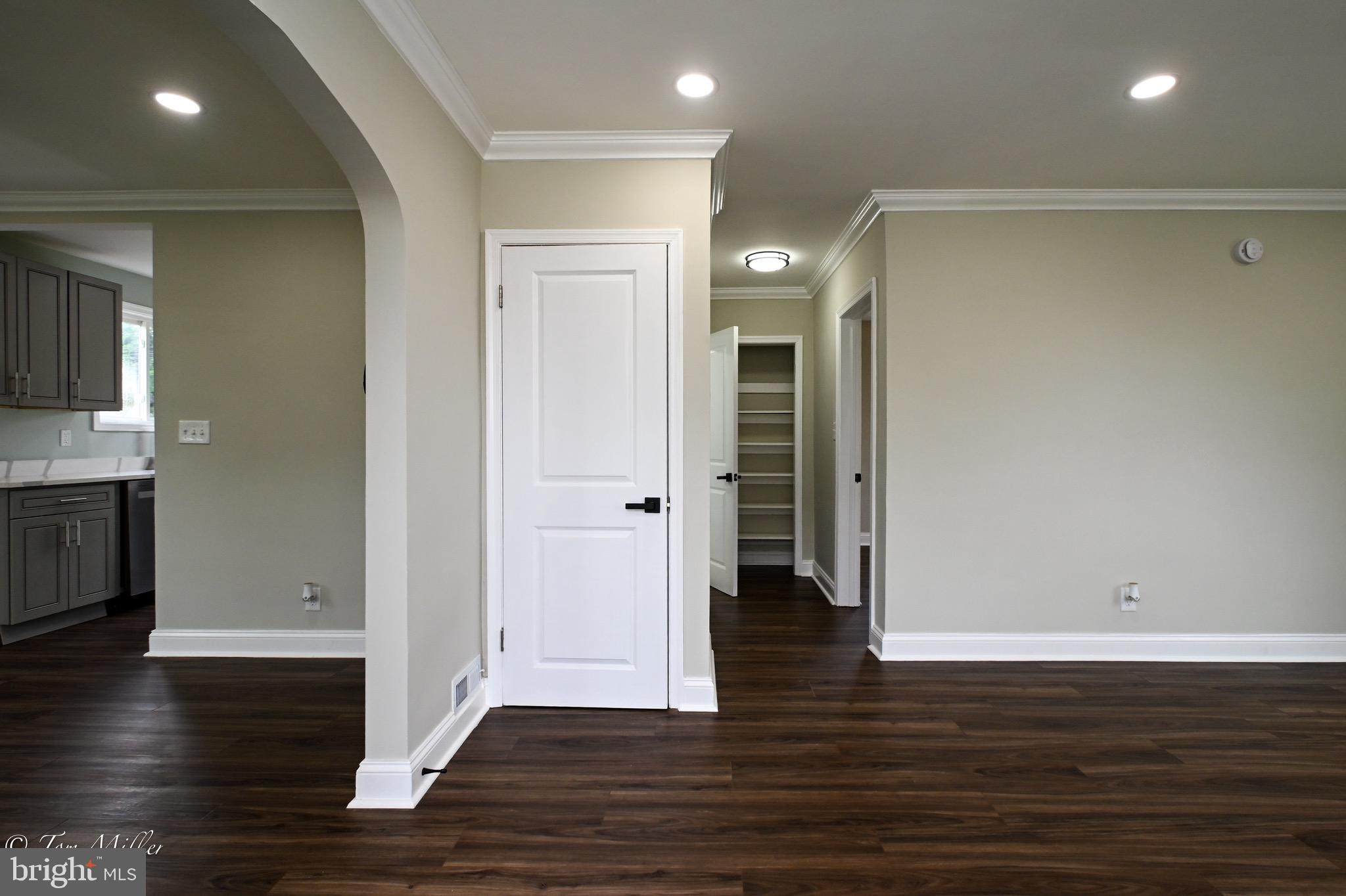KENILWORTH PARK - Residential