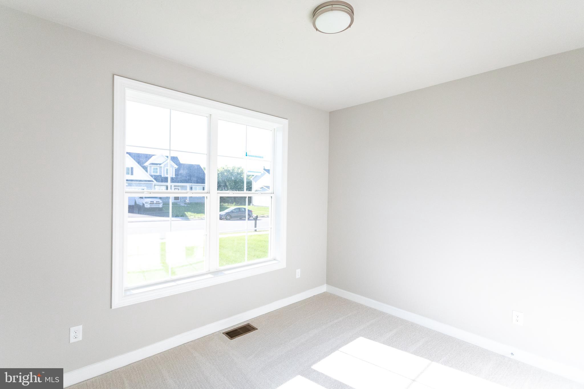 201 KINNEMAN ROAD 25