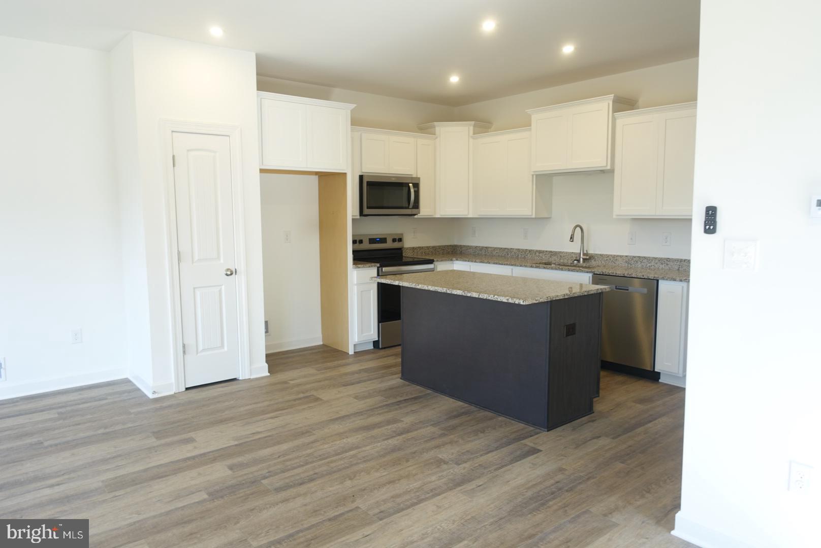 RESIDENCE AT THE BRIDGES - Residential