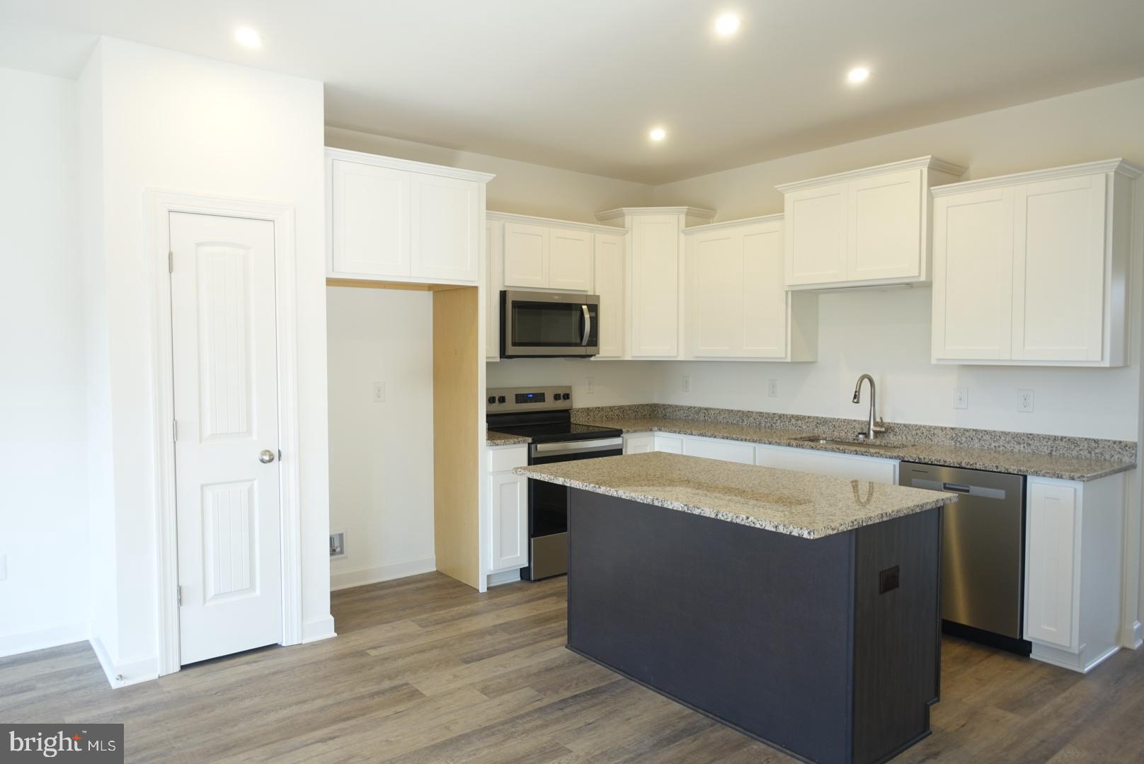 RESIDENCE AT THE BRIDGES - Residential