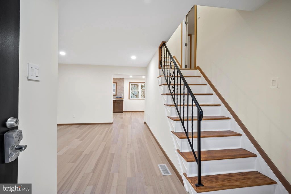 Photo of 507 Hood Boulevard, FAIRLESS HILLS, PA 19030 (MLS # PABU2111510)