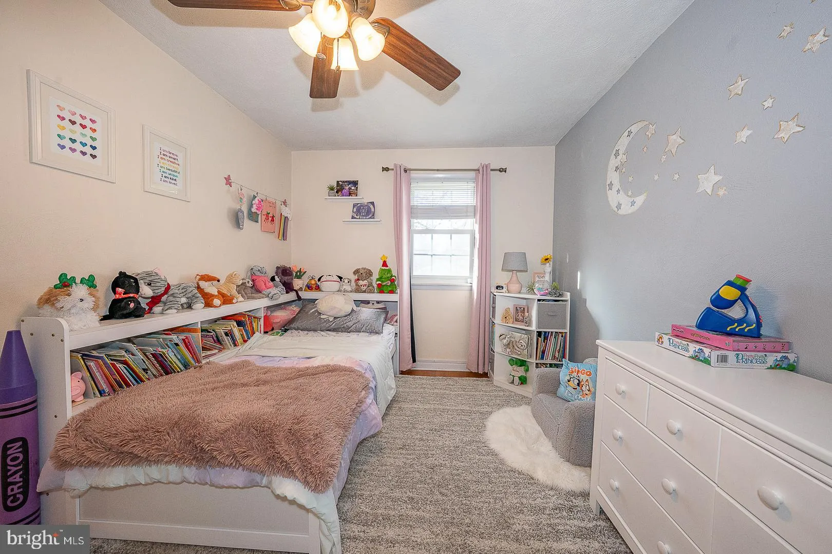 Phoenixville, Pennsylvania 19460, United States, 3 Bedrooms Bedrooms, ,2 BathroomsBathrooms,Residential,Coming Soon,244544