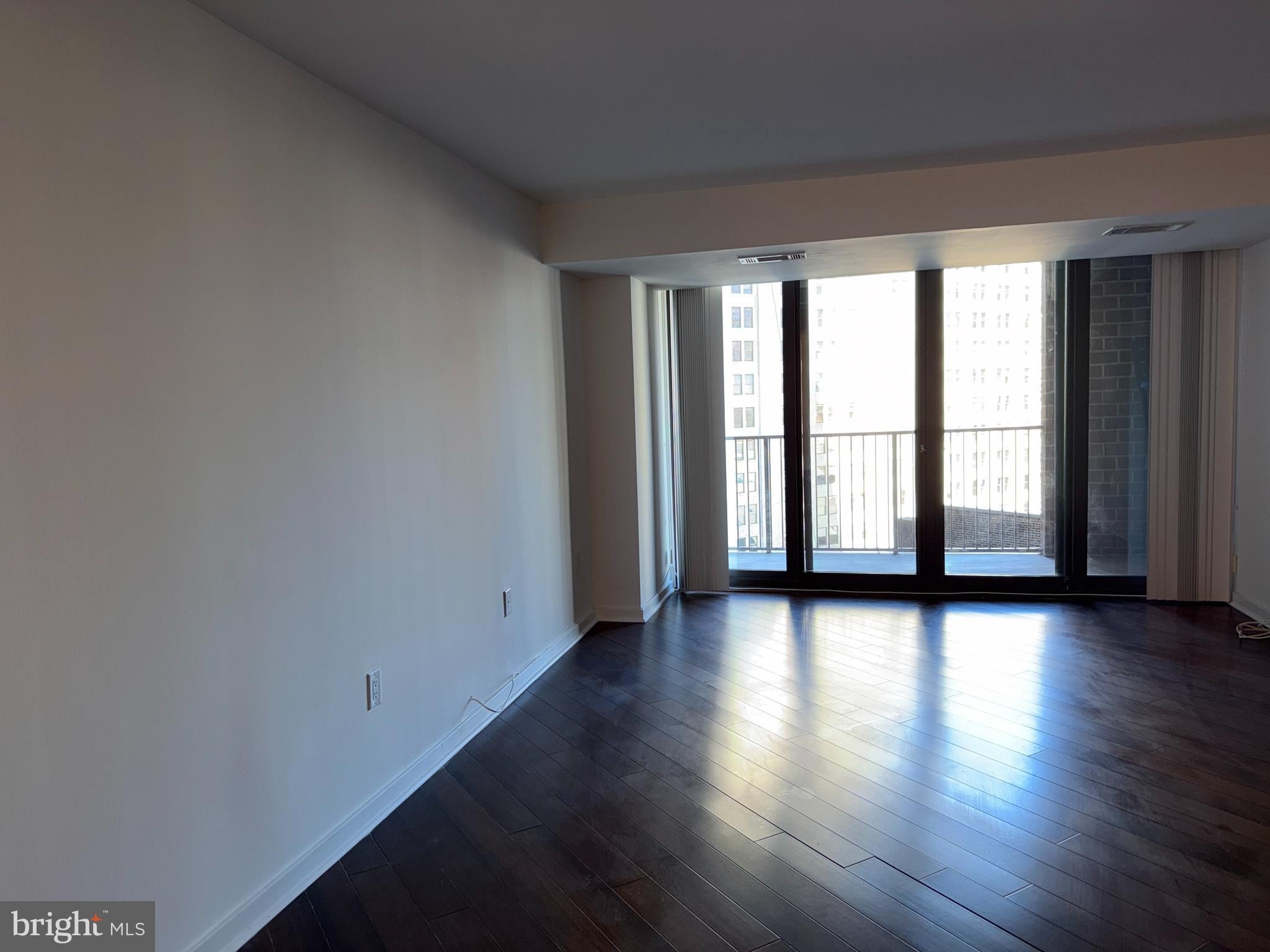 1420 LOCUST STREET 12K