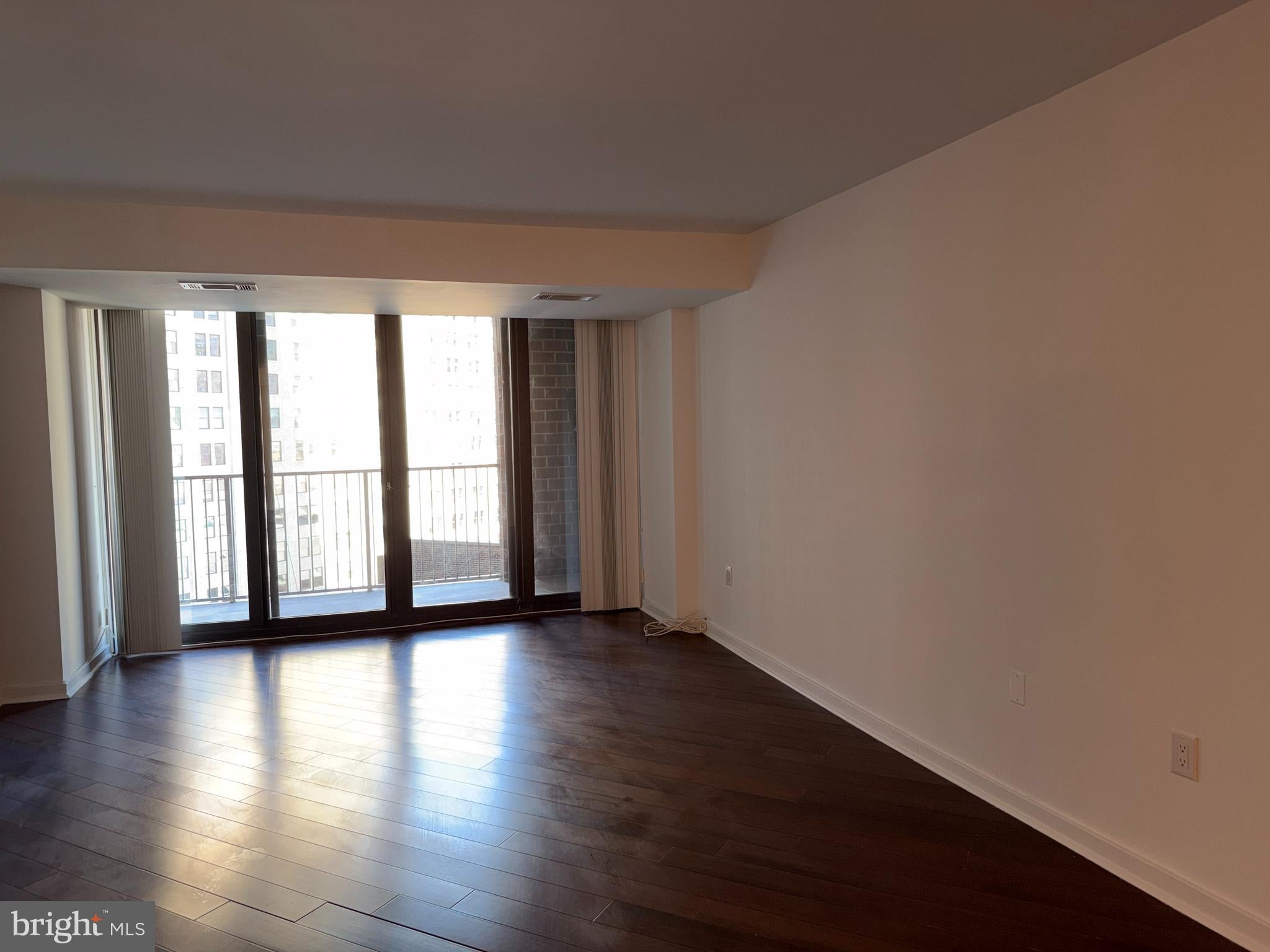 1420 LOCUST STREET 12K