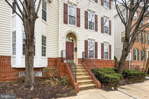 1520 NORTHERN NECK DRIVE 101 VIENNA VA 22182