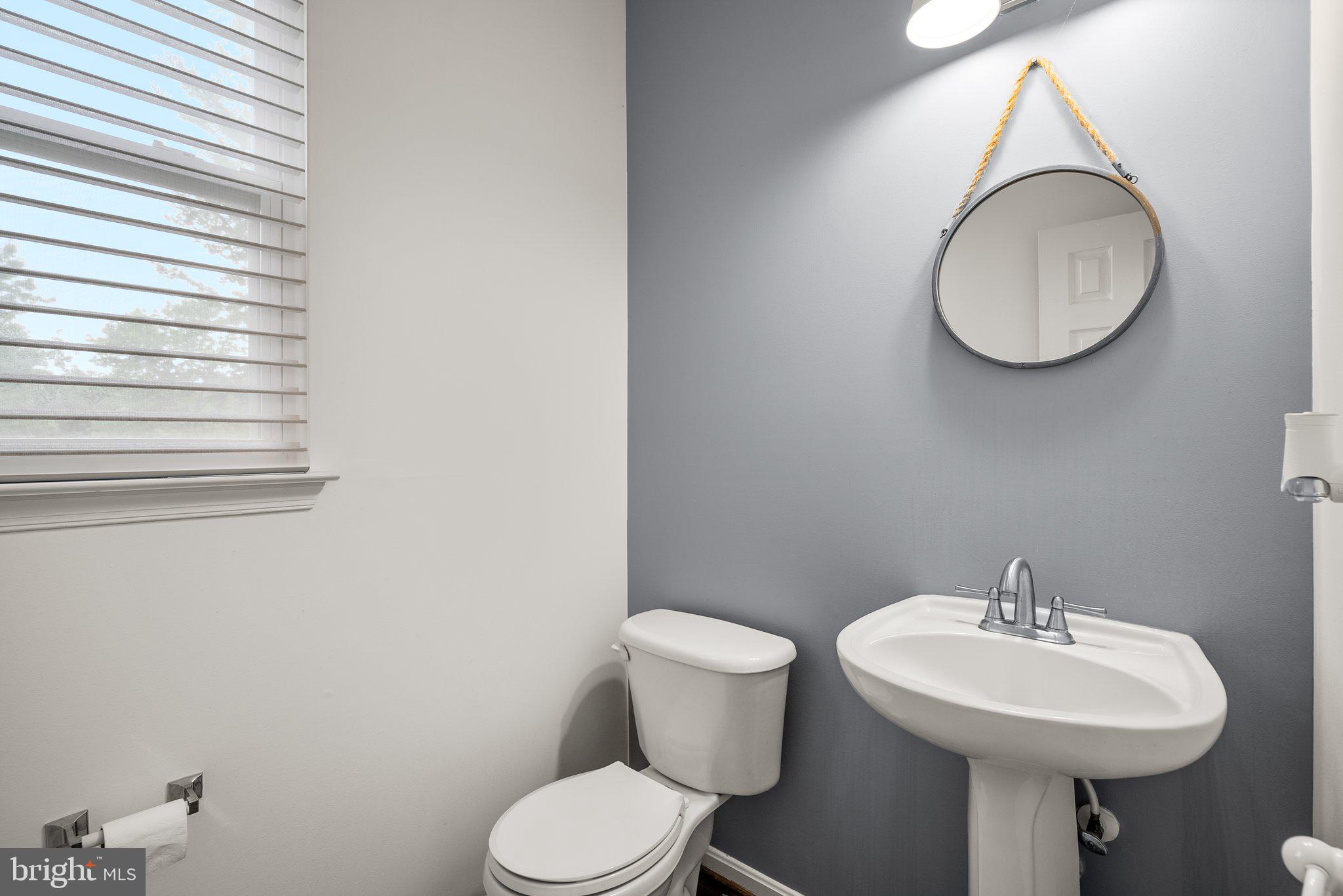 NORTHRIDGE - Residential