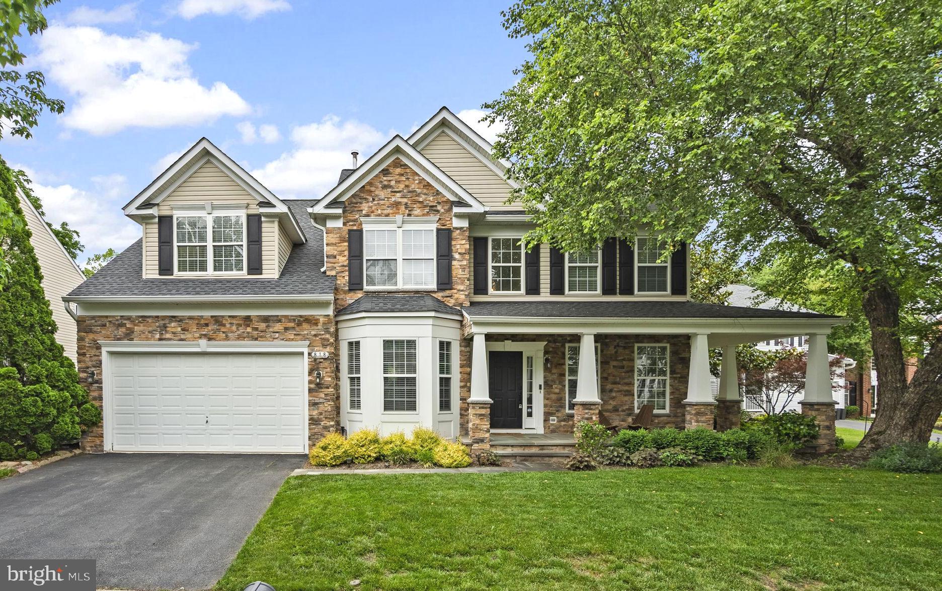 NORTHRIDGE - Residential