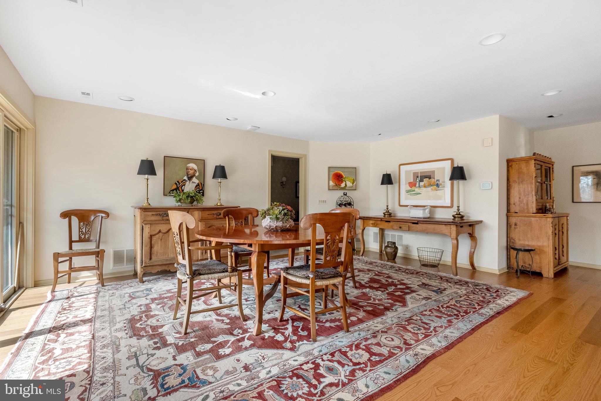 HERMITAGE - Residential