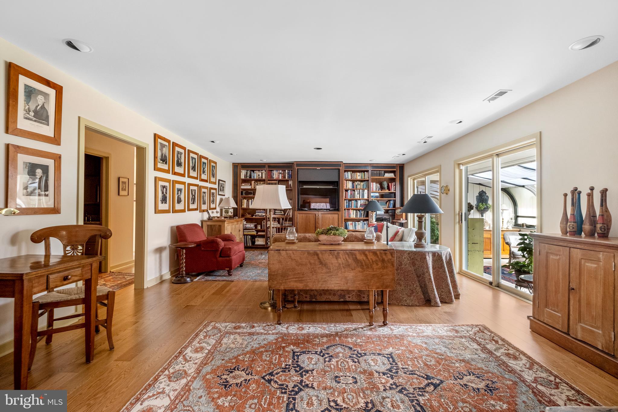 HERMITAGE - Residential