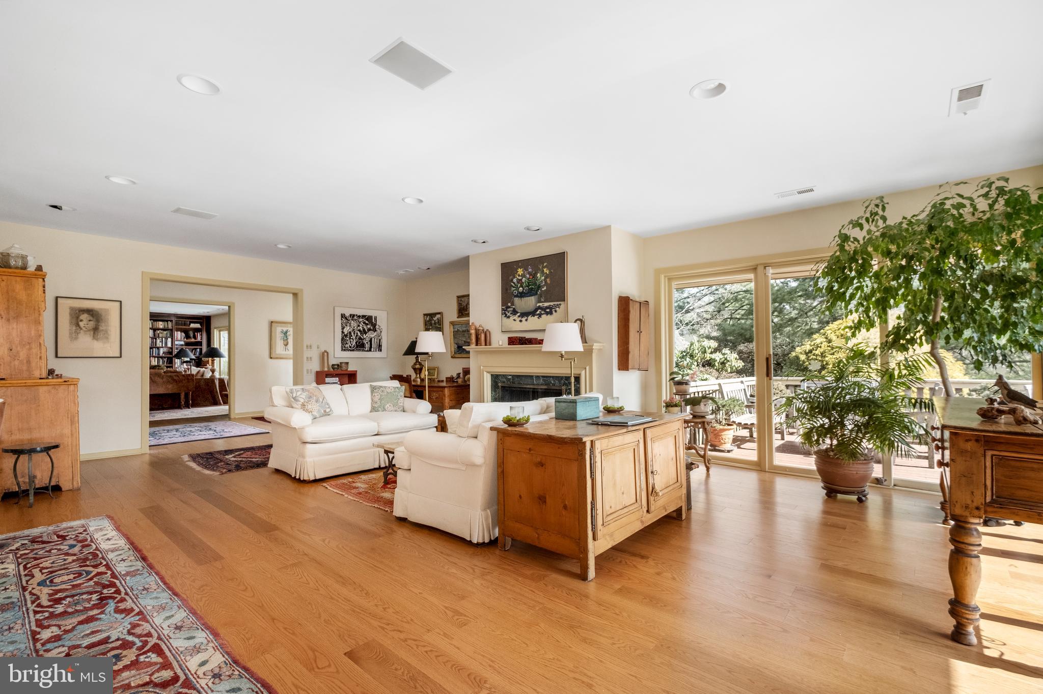 HERMITAGE - Residential