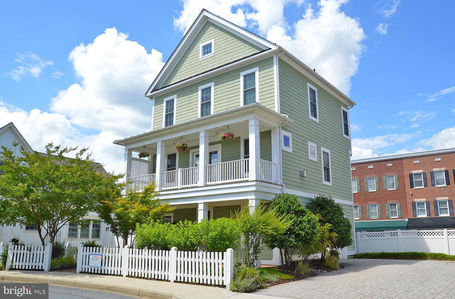 VILLAGES OF URBANA - Residential