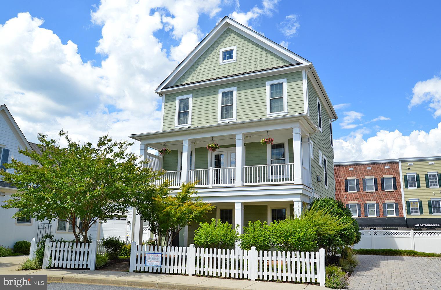 VILLAGES OF URBANA - Residential